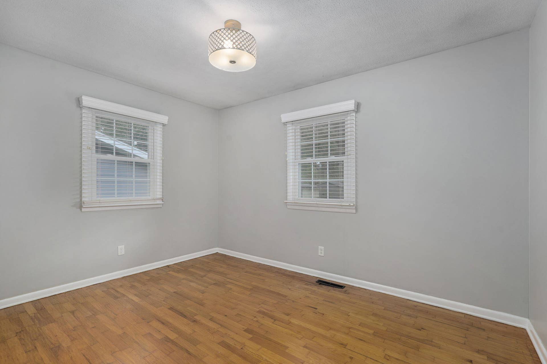 3544 S Franklin Ave-16