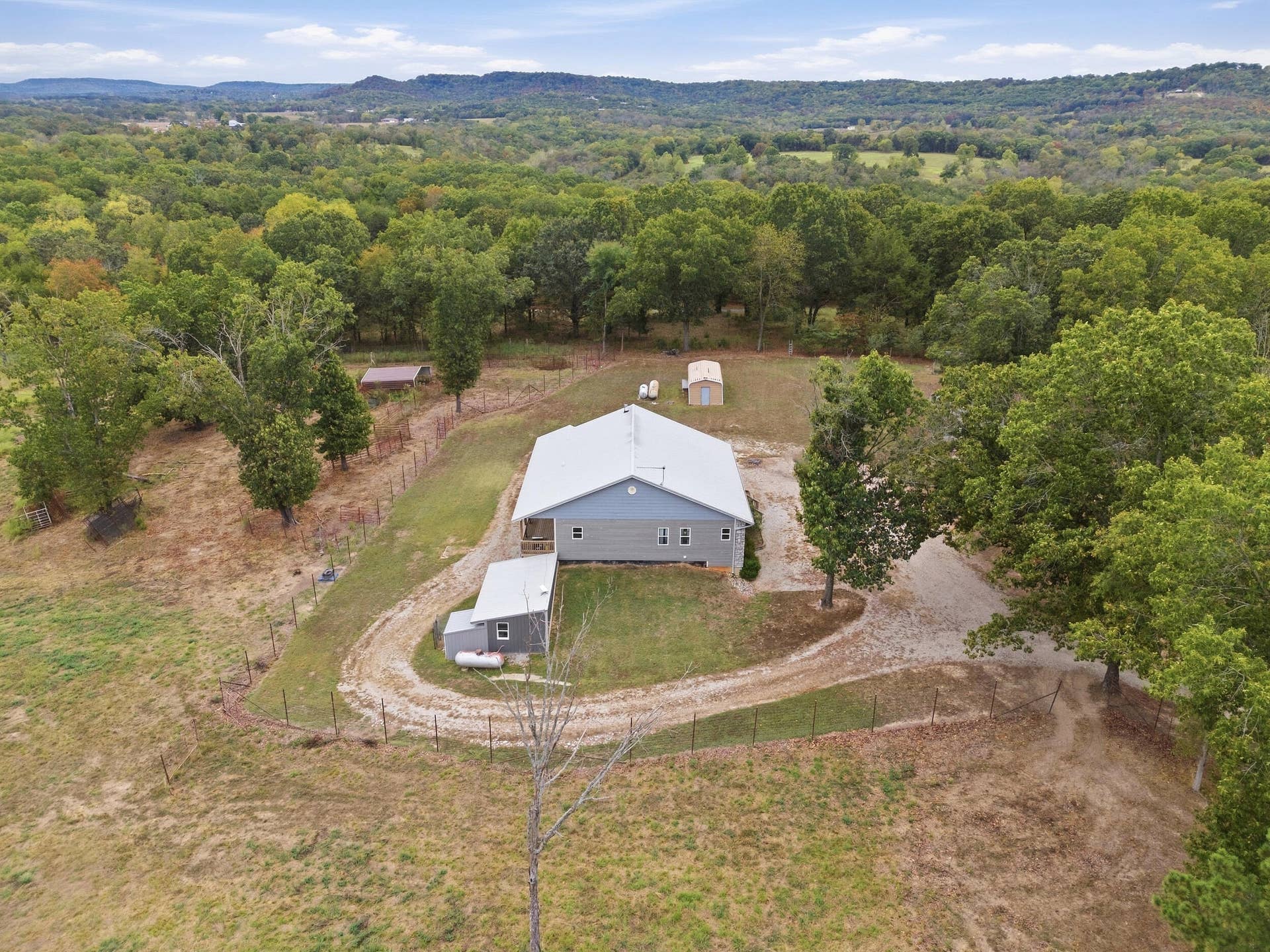 28559 Farm Road 1190, Eagle Rock, MO 65641 10_dji_20261002143714_0538_d