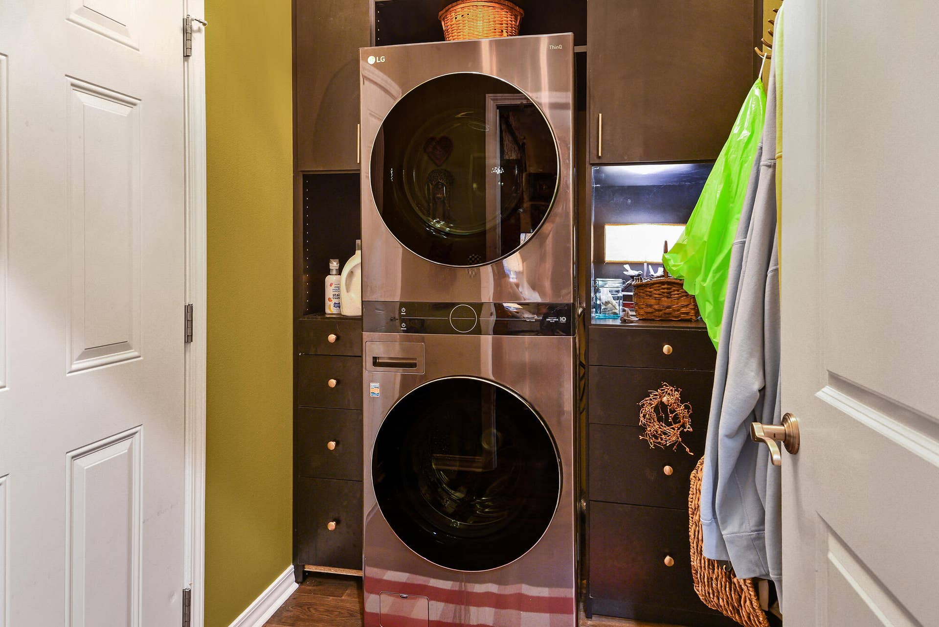 103 N Tuscany Hollister Custom Laundry