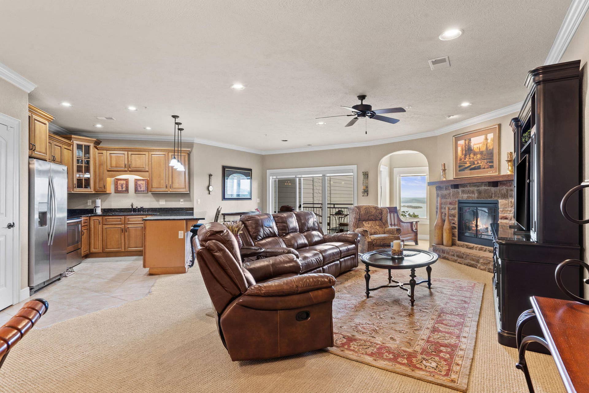 130 Royal Vista Drive, #605, Branson, MO 65616 130 Royal Vista Drive 605 (8)