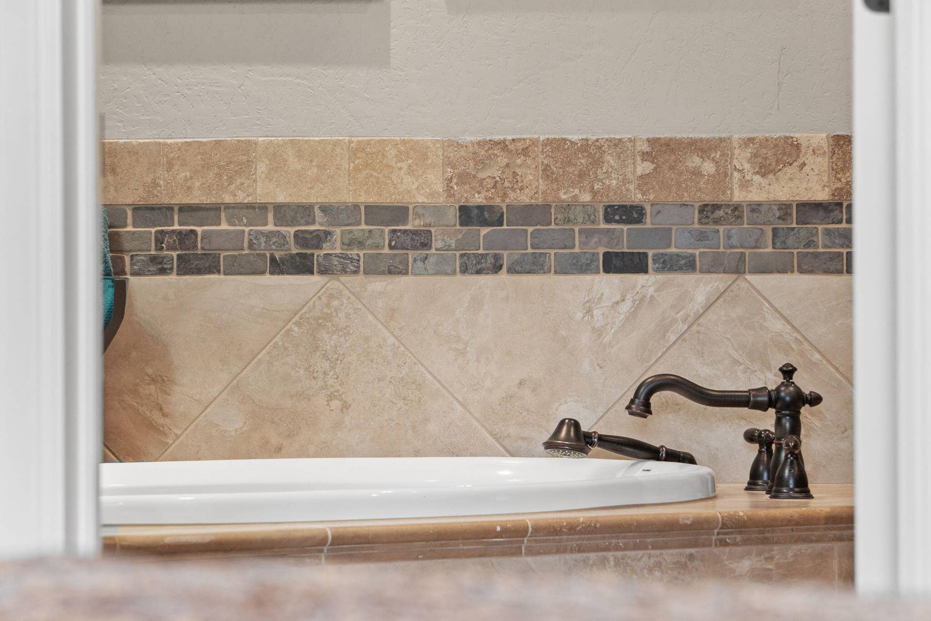 130 Royal Vista Drive, #605, Branson, MO 65616 130 Royal Vista Drive 605 (47)