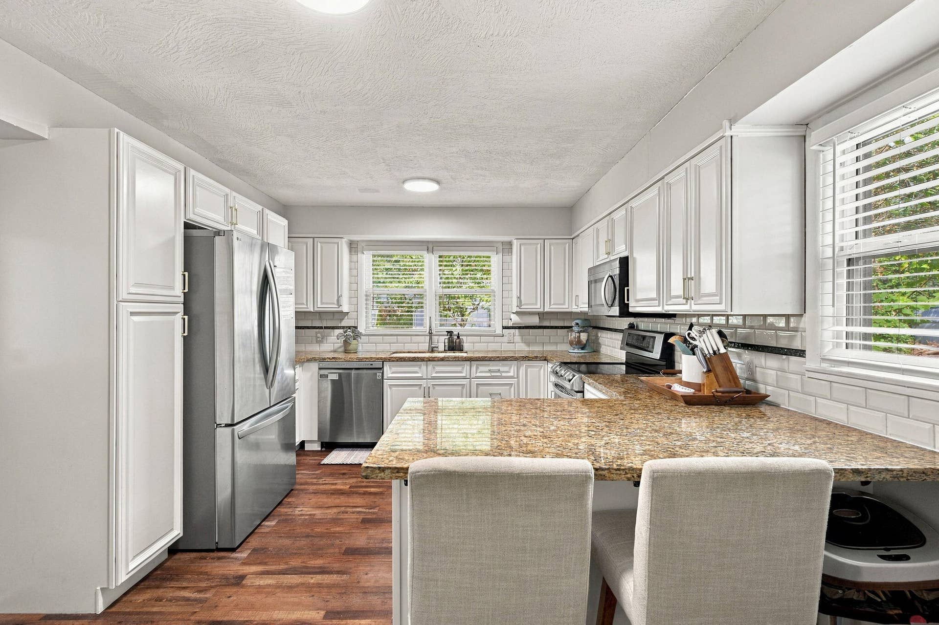 617 N Elmwood Avenue, Springfield, MO 65802 FrameandFocus_WEBorMLS-13