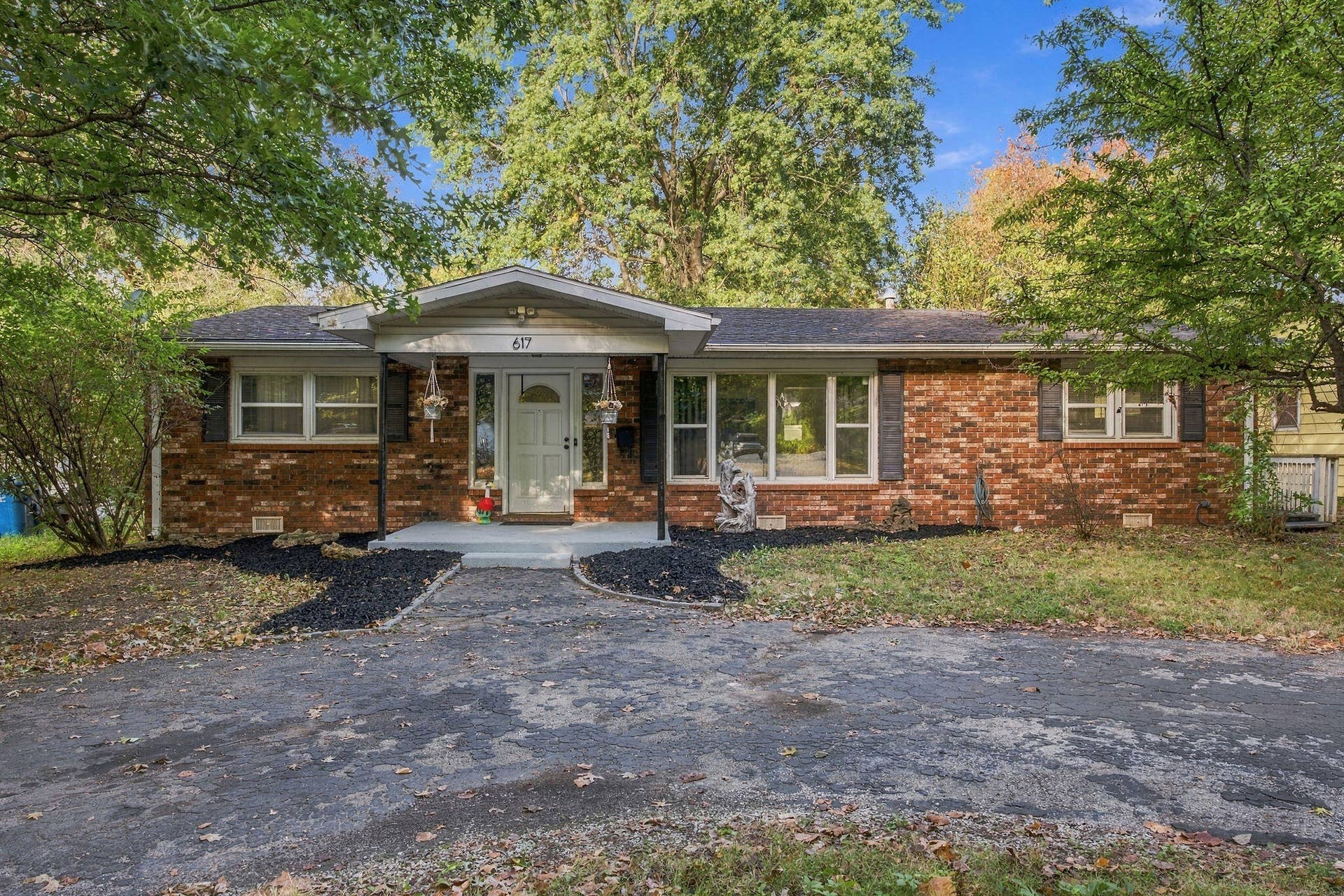 617 N Elmwood Avenue, Springfield, MO 65802 FrameandFocus_WEBorMLS-4