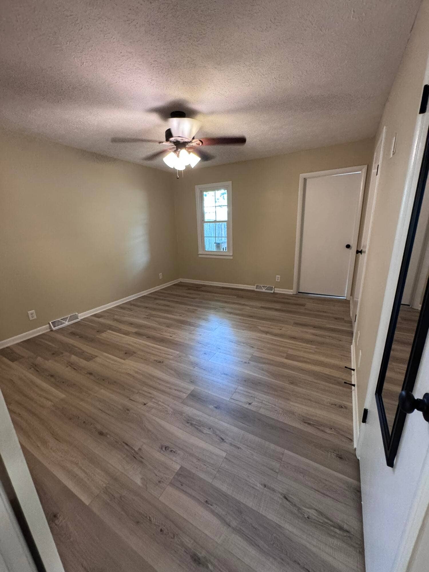 1833 S Westwood Avenue, Springfield, MO 65807 IMG_0159