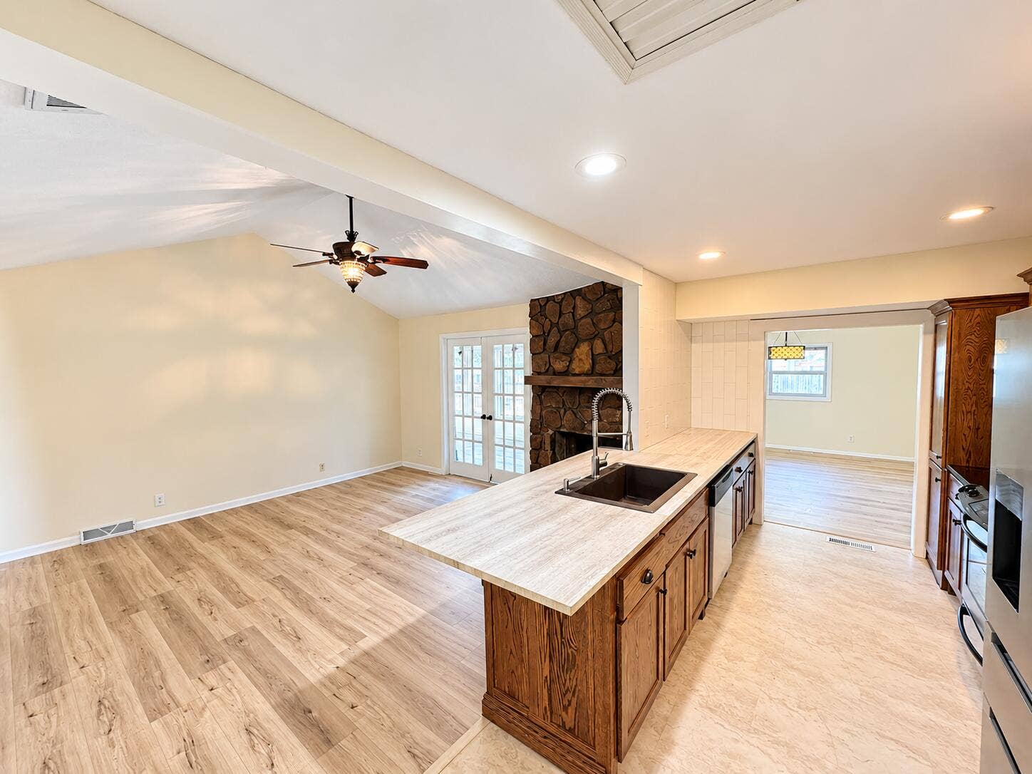 1833 S Westwood Avenue, Springfield, MO 65807 36