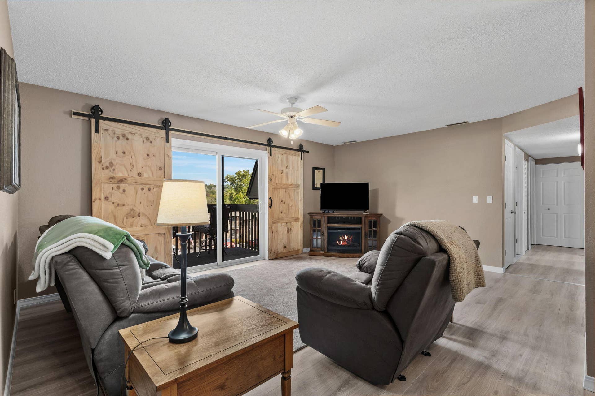 140 Wilshire Drive 45 (7)