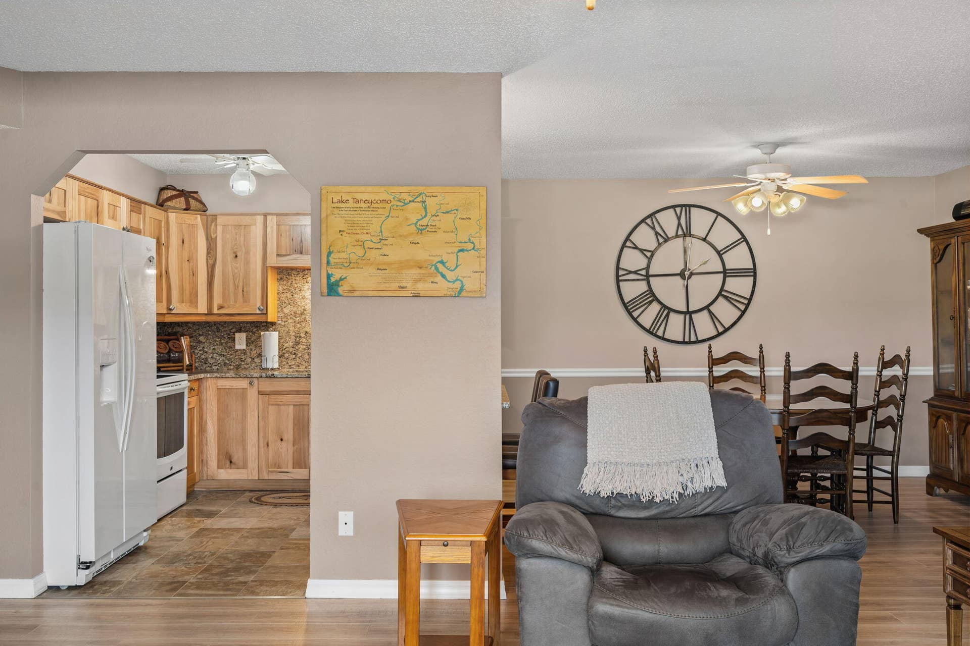 140 Wilshire Drive 45 (24)