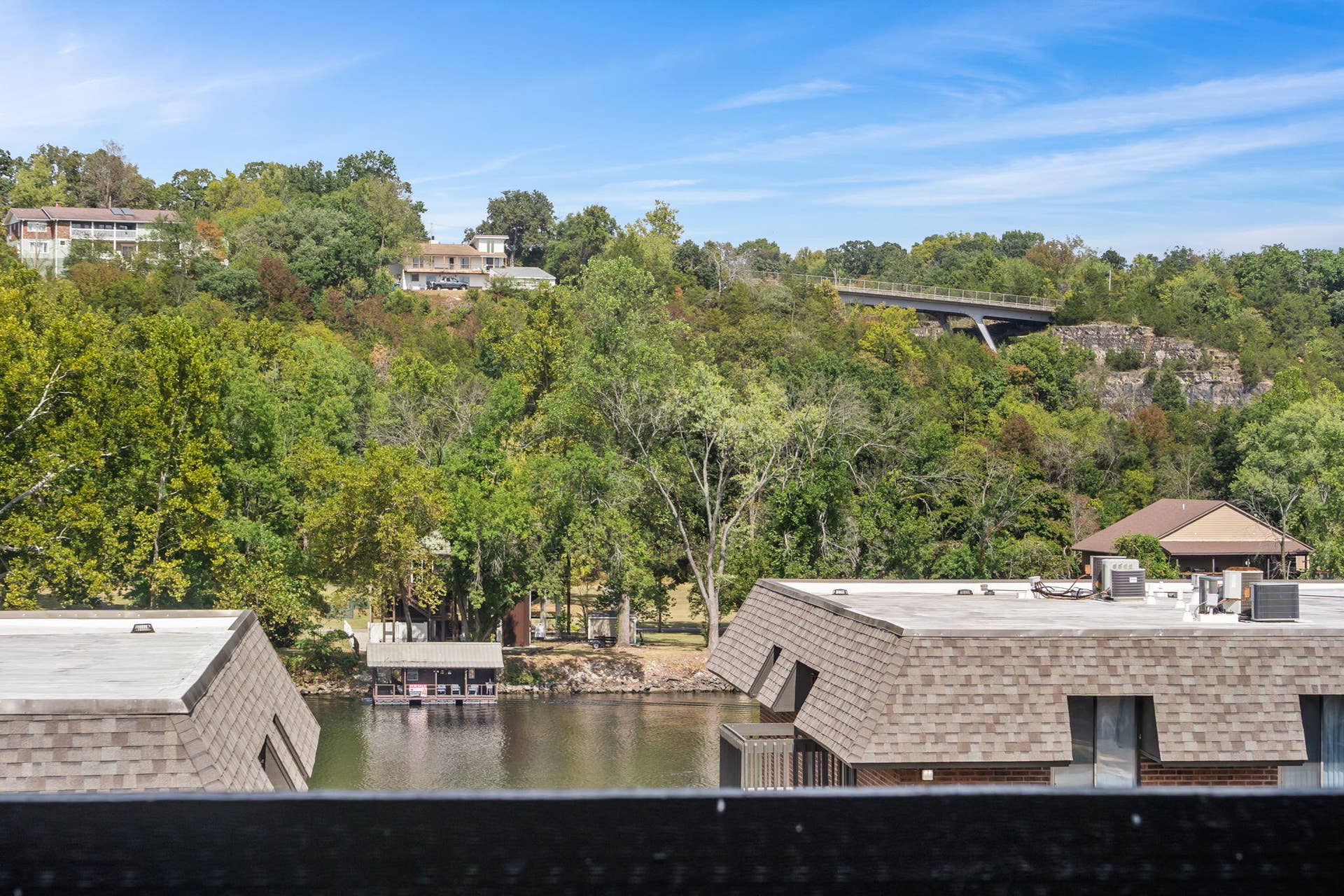 140 Wilshire Drive 45 (40)