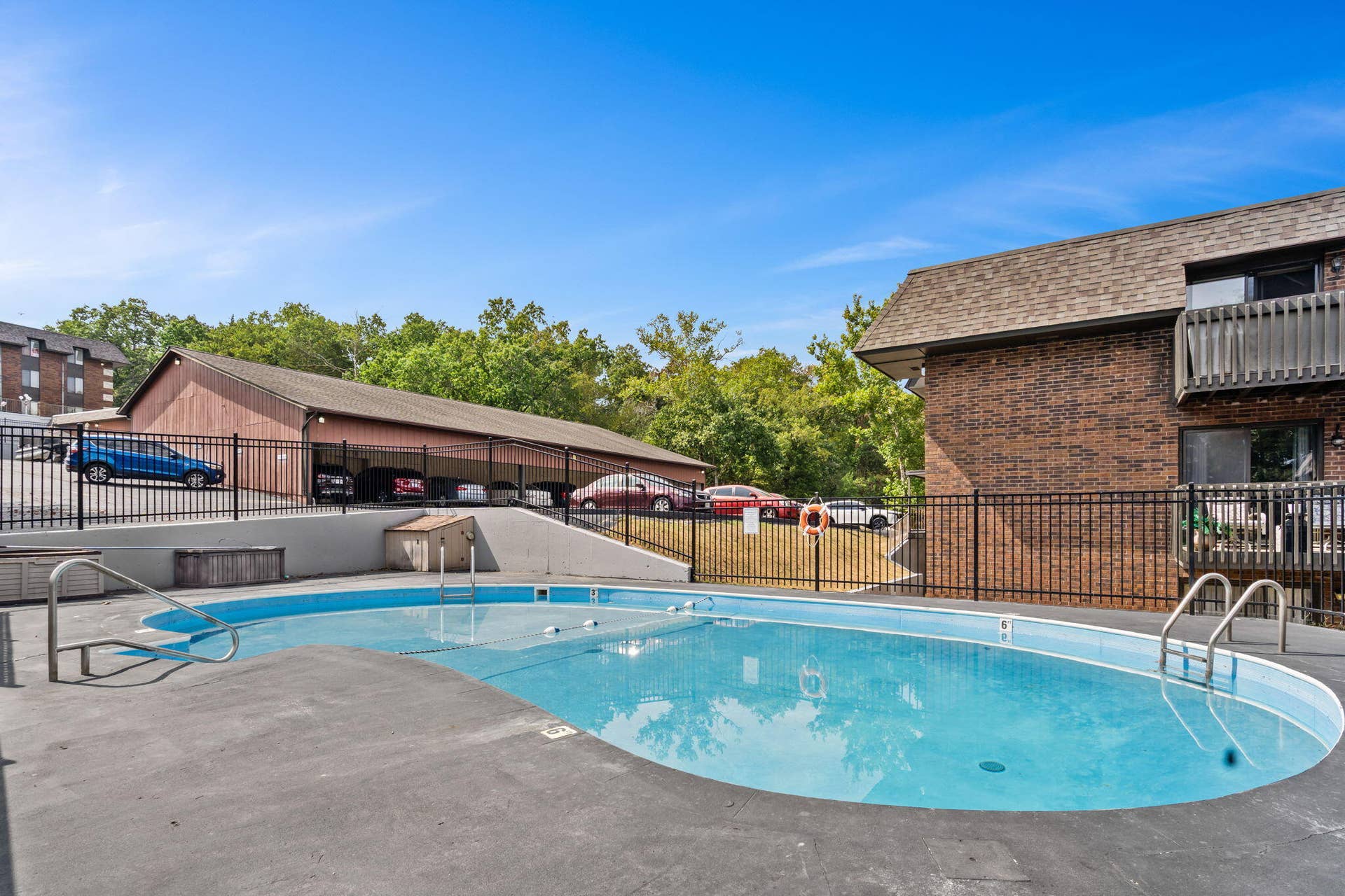 140 Wilshire Drive 45 (62)