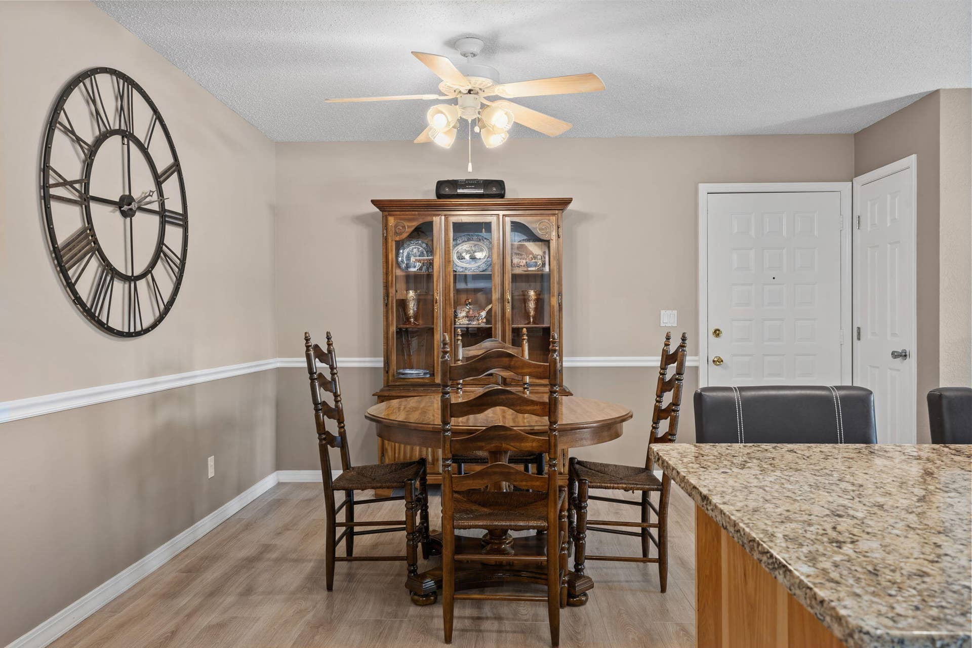 140 Wilshire Drive 45 (15)