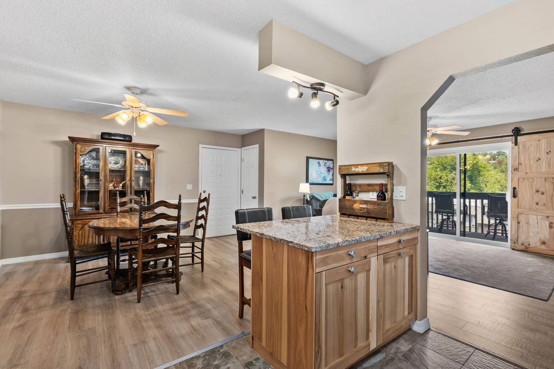 140 Wilshire Drive 45 (23)
