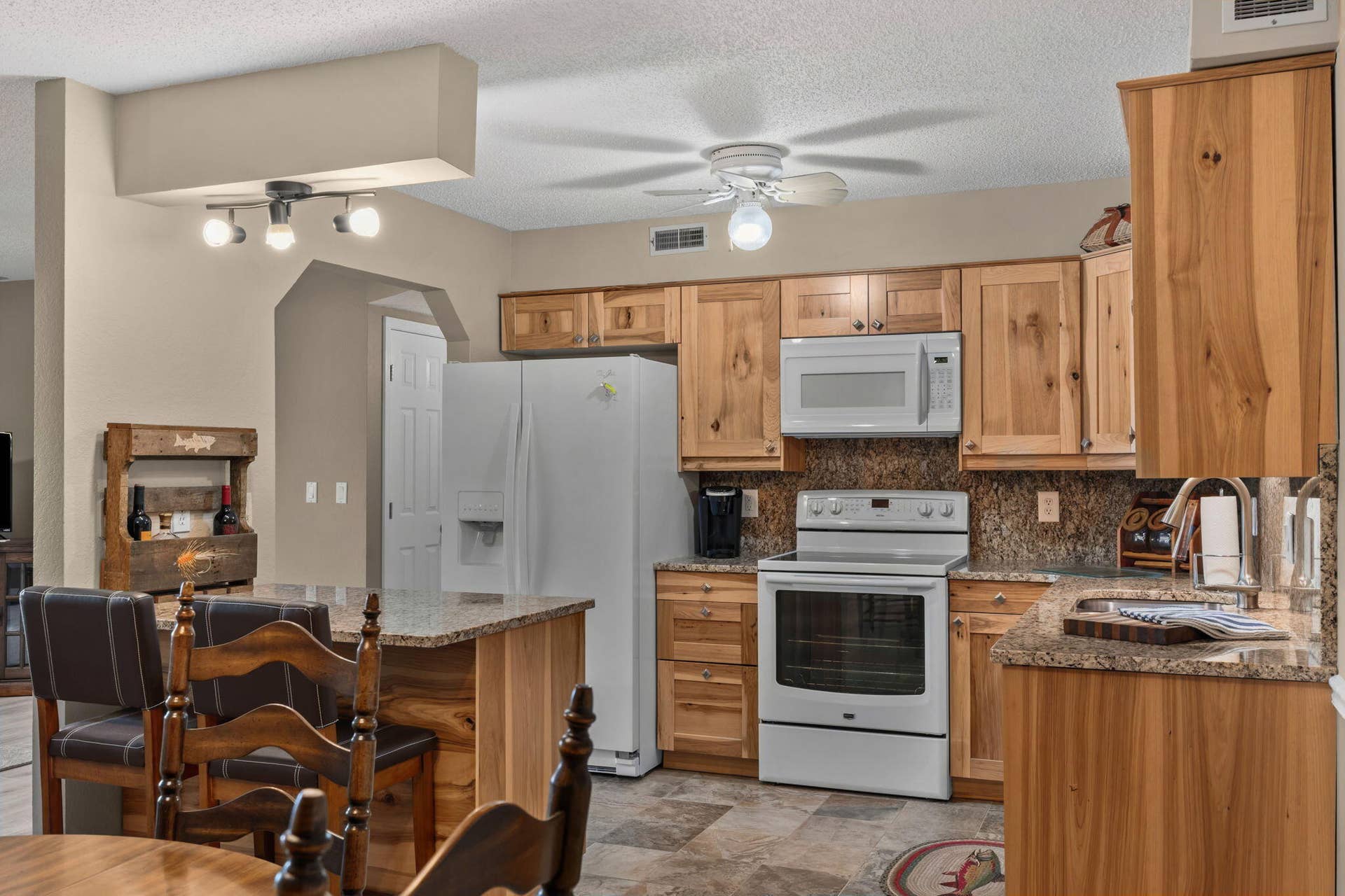 140 Wilshire Drive 45 (17)
