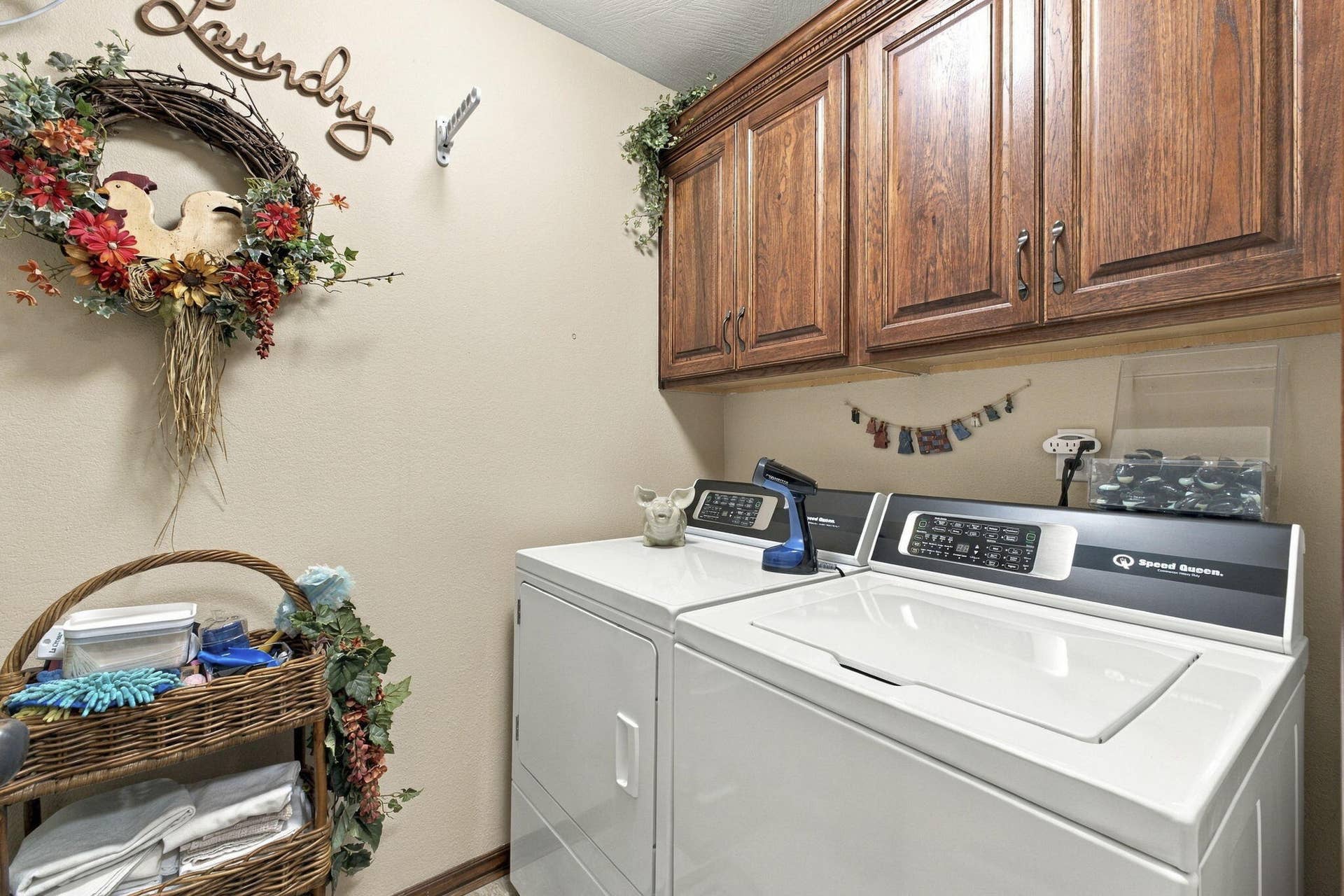 4462 S Frisco Trails Road, Springfield, MO 65810 27-web-or-mls-20260930-20260930-DSC09608