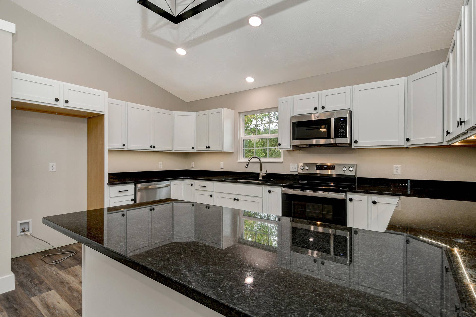 2791 Maple Street, Hollister, MO 65672 2791 Maple St Hollister Granite