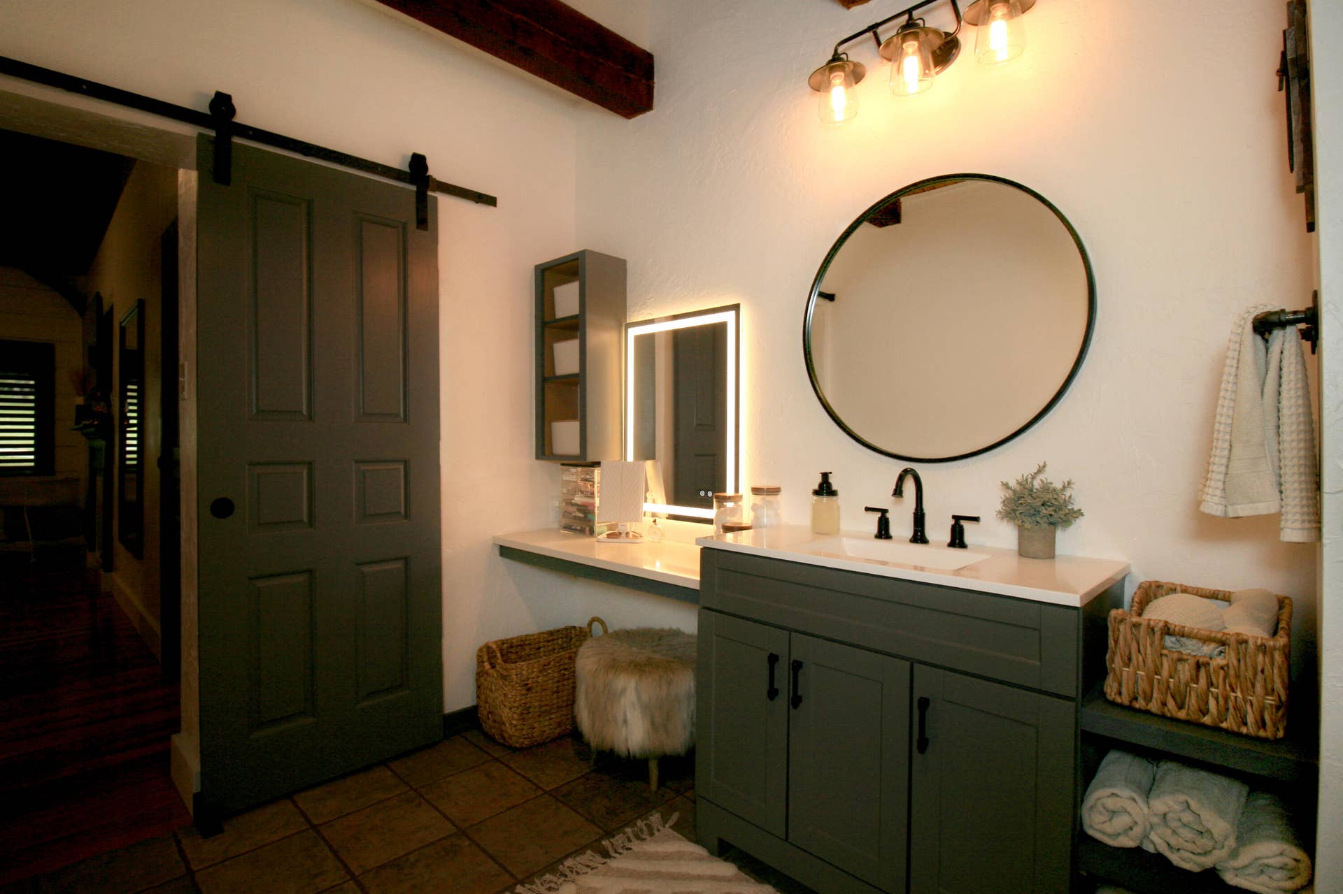 1446 S Oak Hill Court, Nixa, MO 65714 upstairs bathroom angle