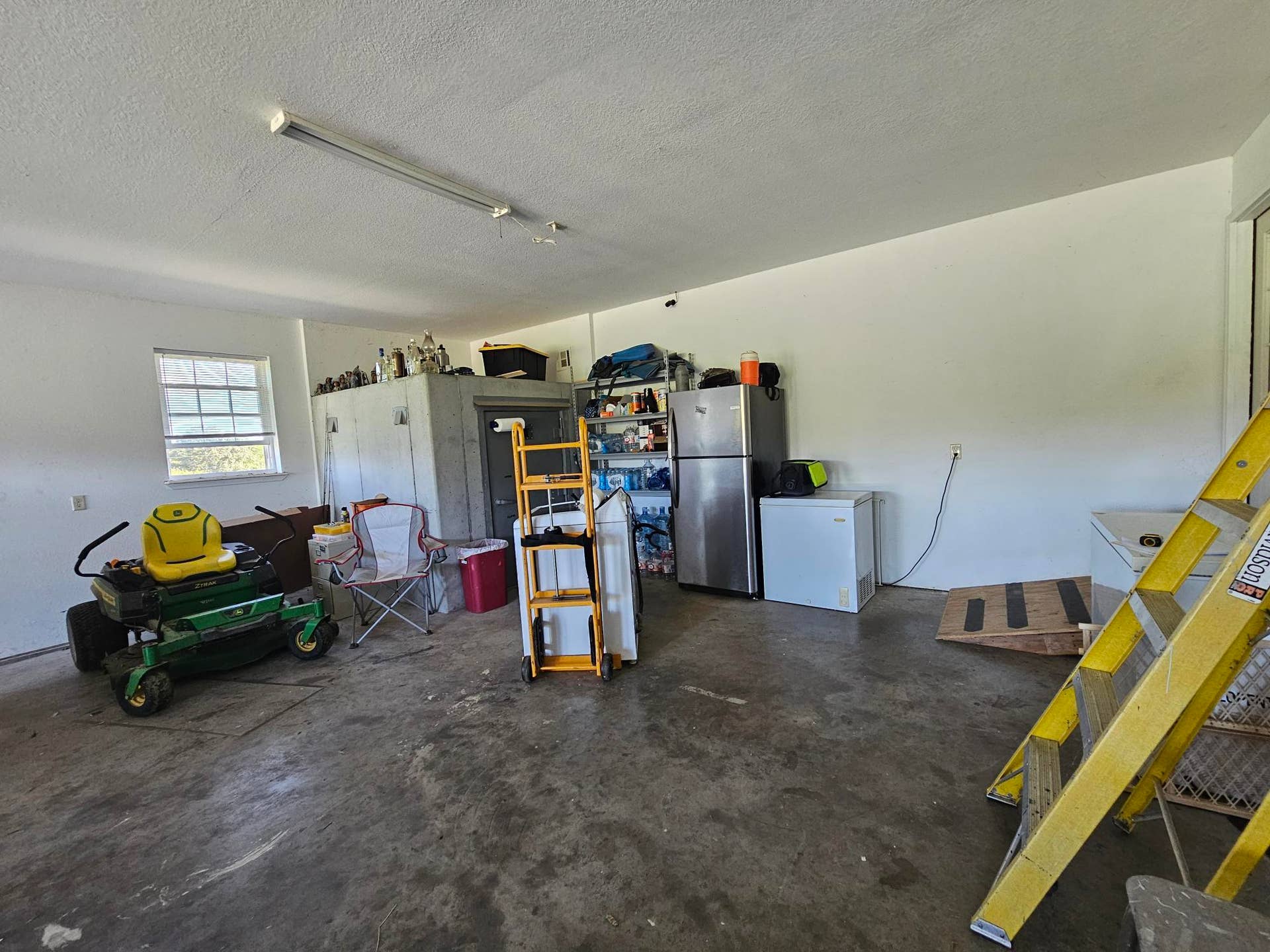 205 Franklin Road, Anderson, MO 64831 tomlinson pic-garage 4