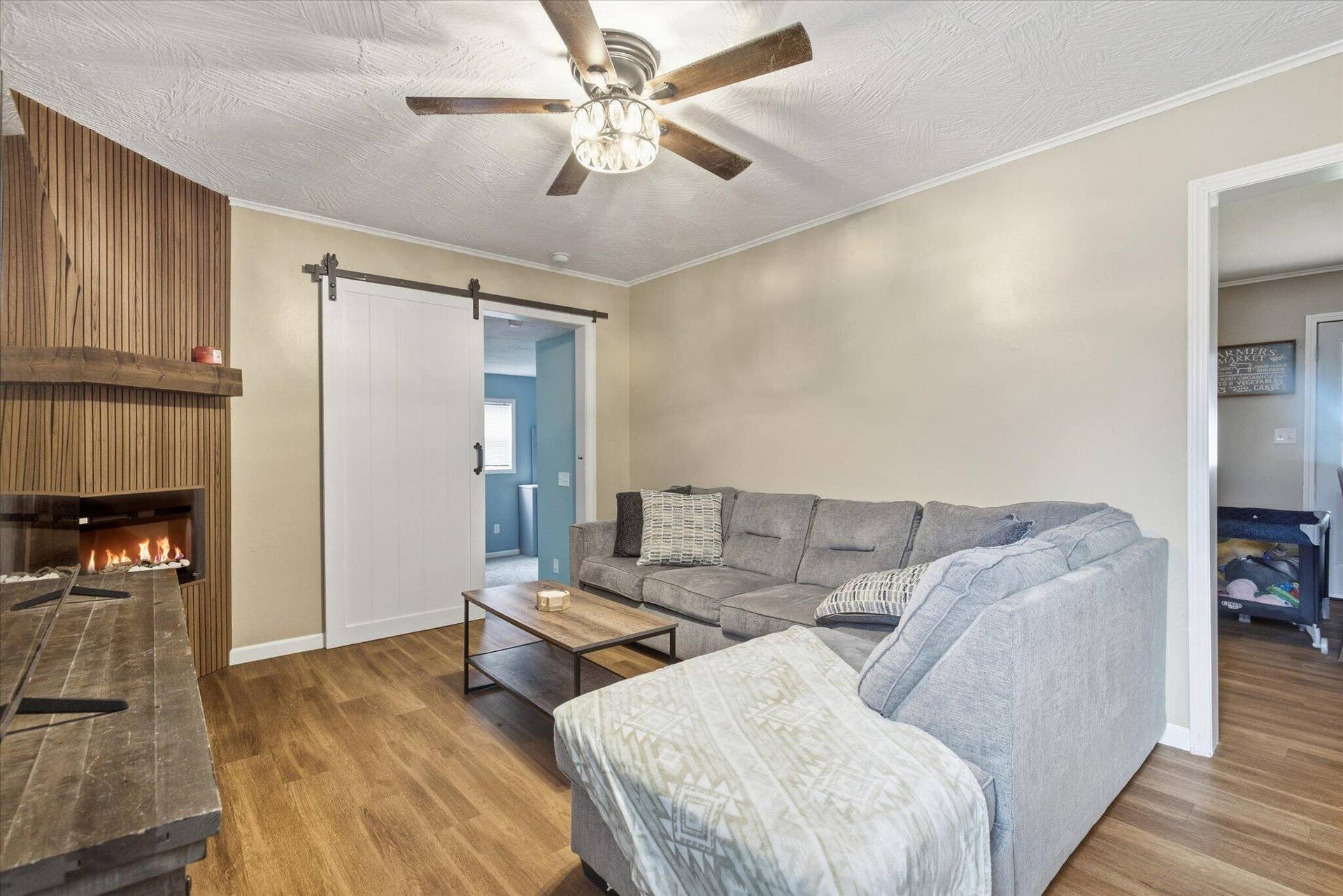 1728 N Oak Grove Avenue, Springfield, MO 65803 05-IMG_5336_with_fire