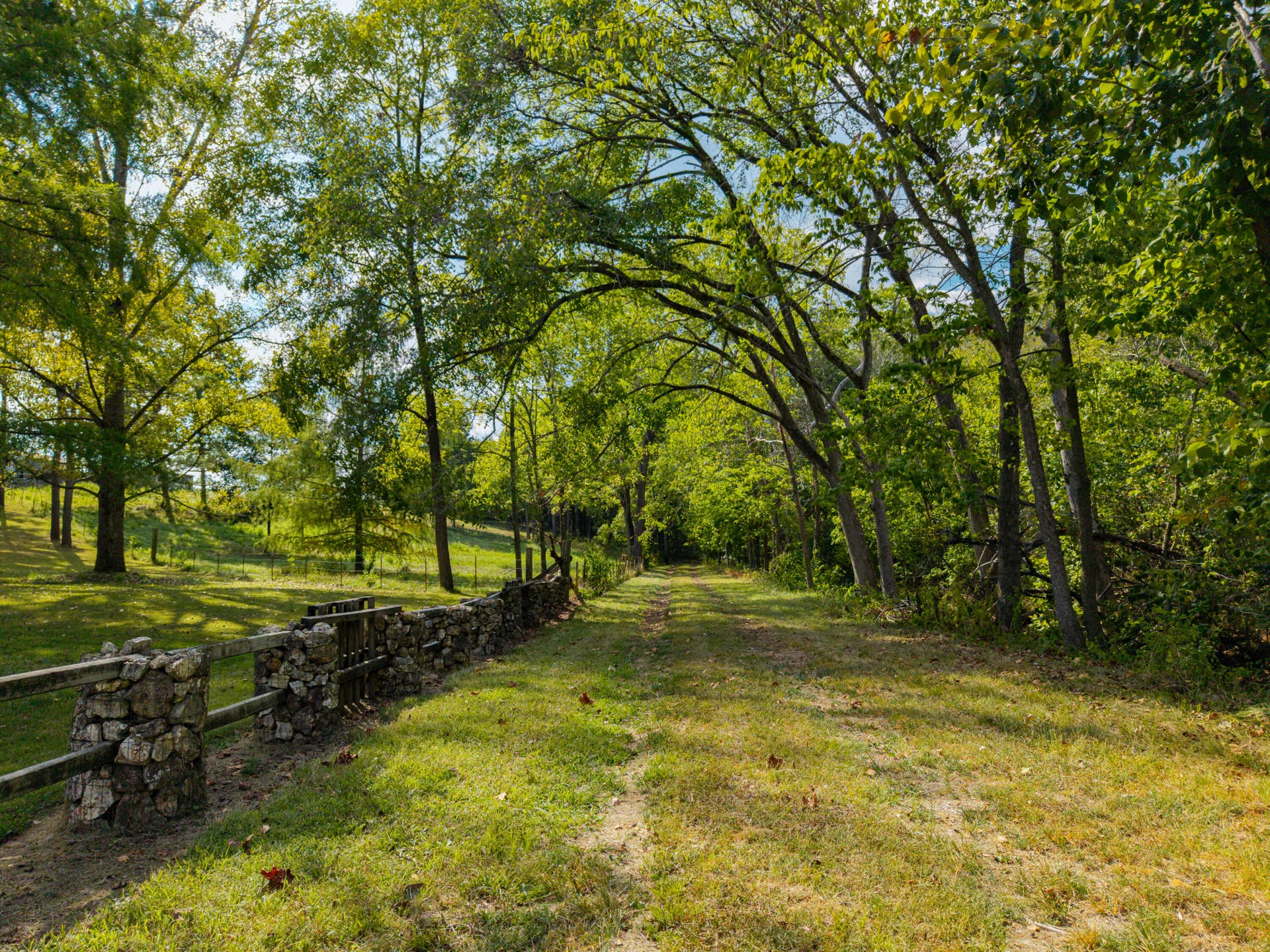 13462 Co Road, # Y-521, Ava, MO 65608 RR 1 Box 399-46