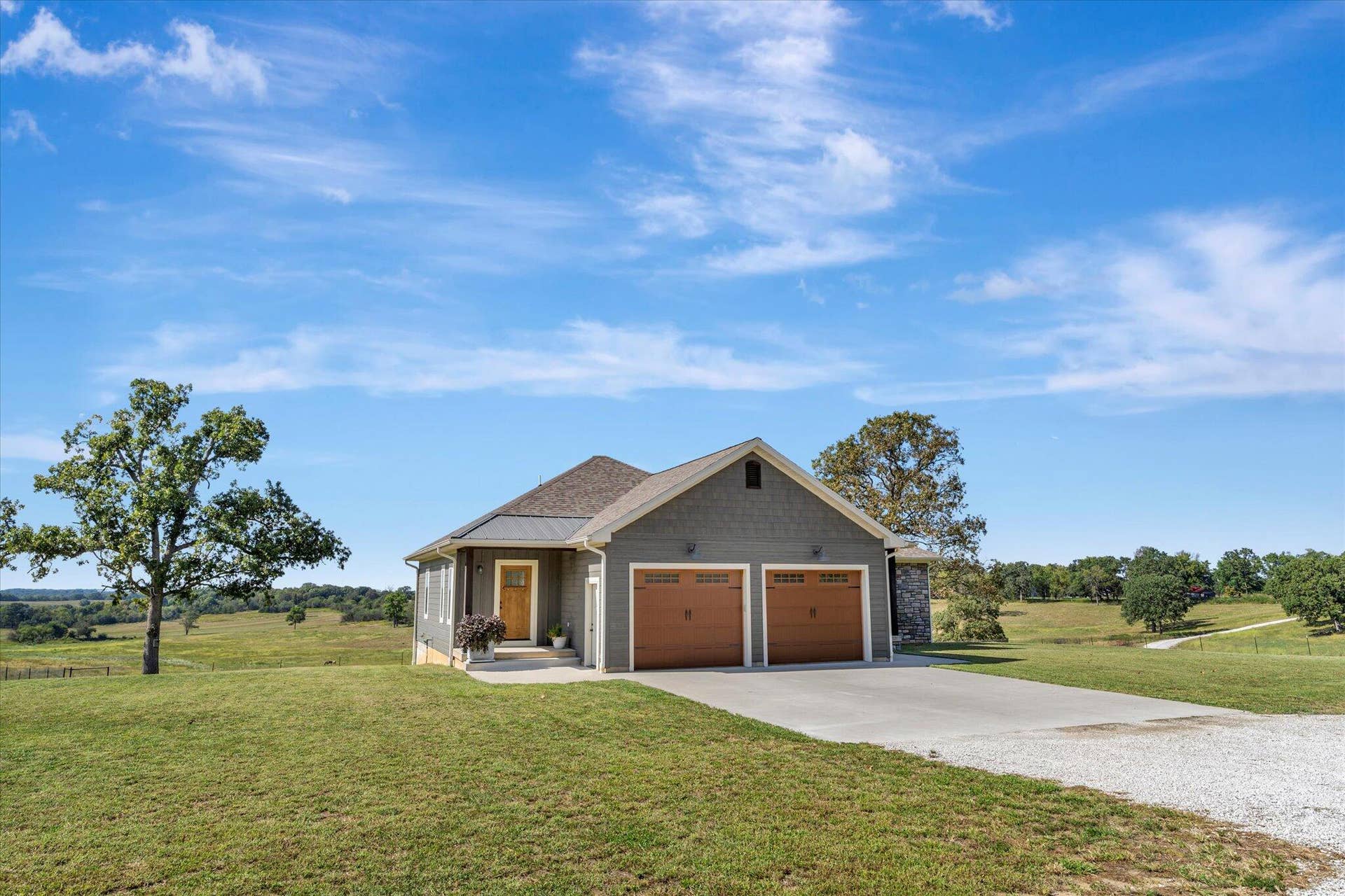 11998 E Highway 32, Stockton, MO 65785 003-3