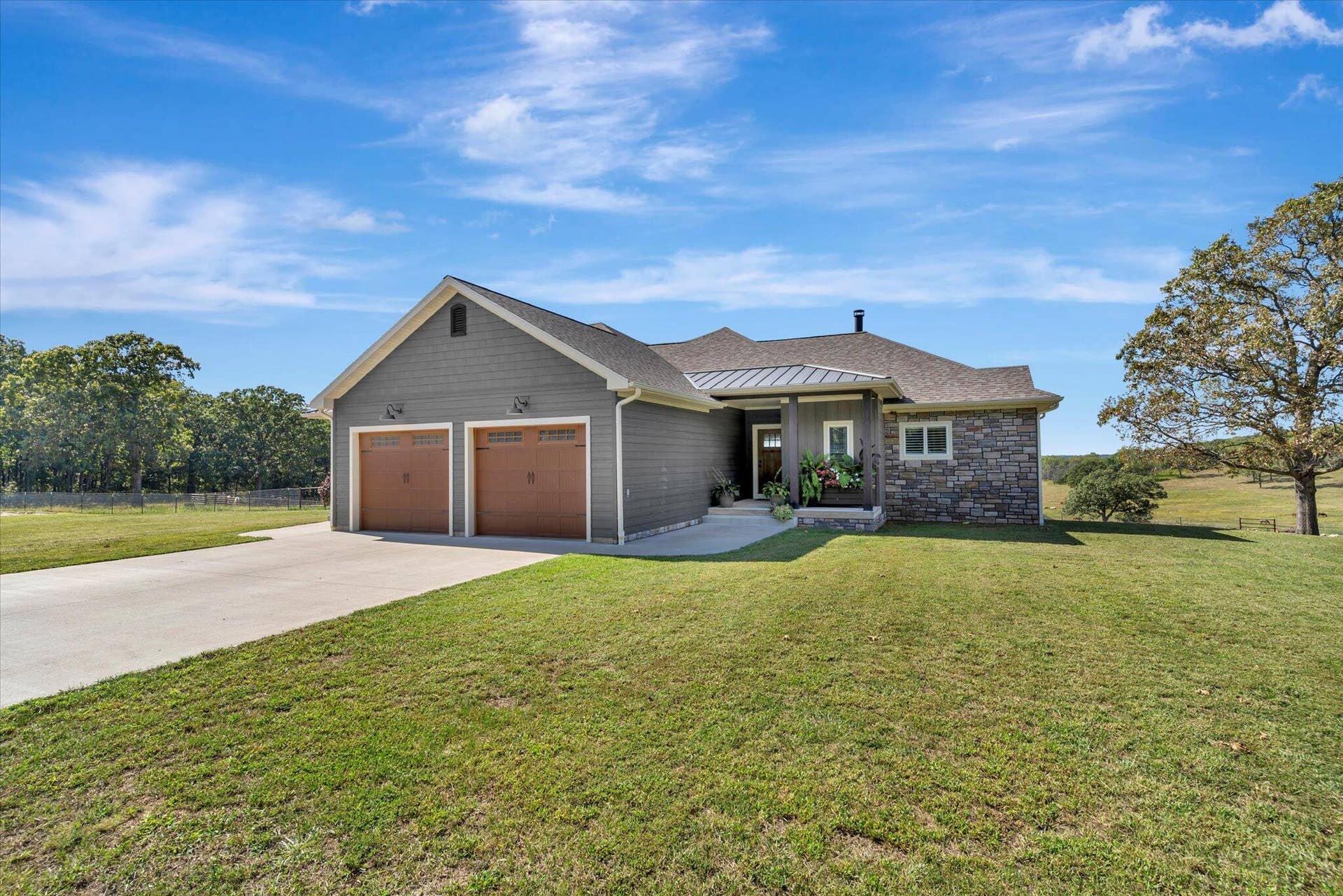 11998 E Highway 32, Stockton, MO 65785 006-6
