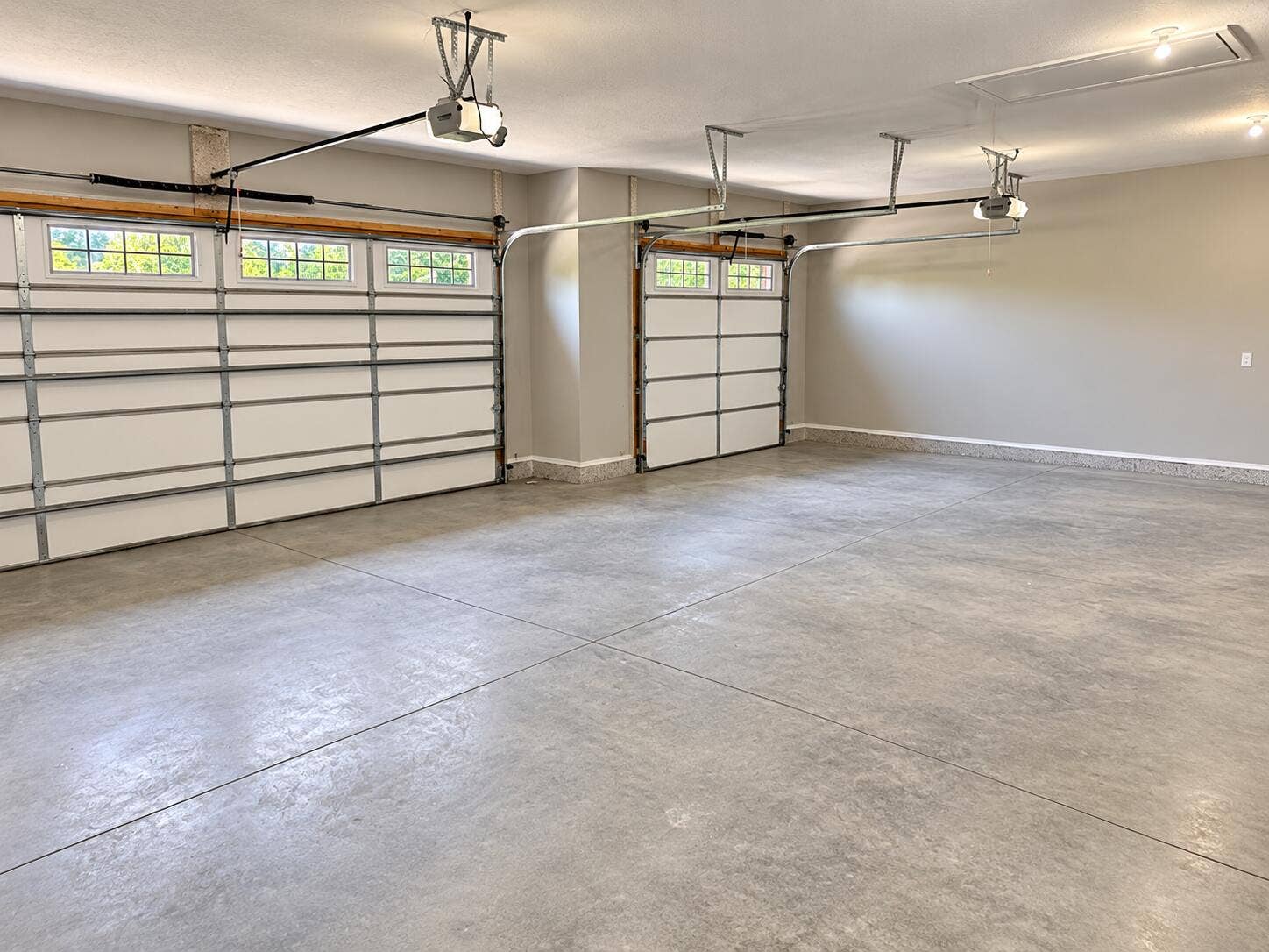 235 Sandy Forest Lane, Clever, MO 65631 Garage
