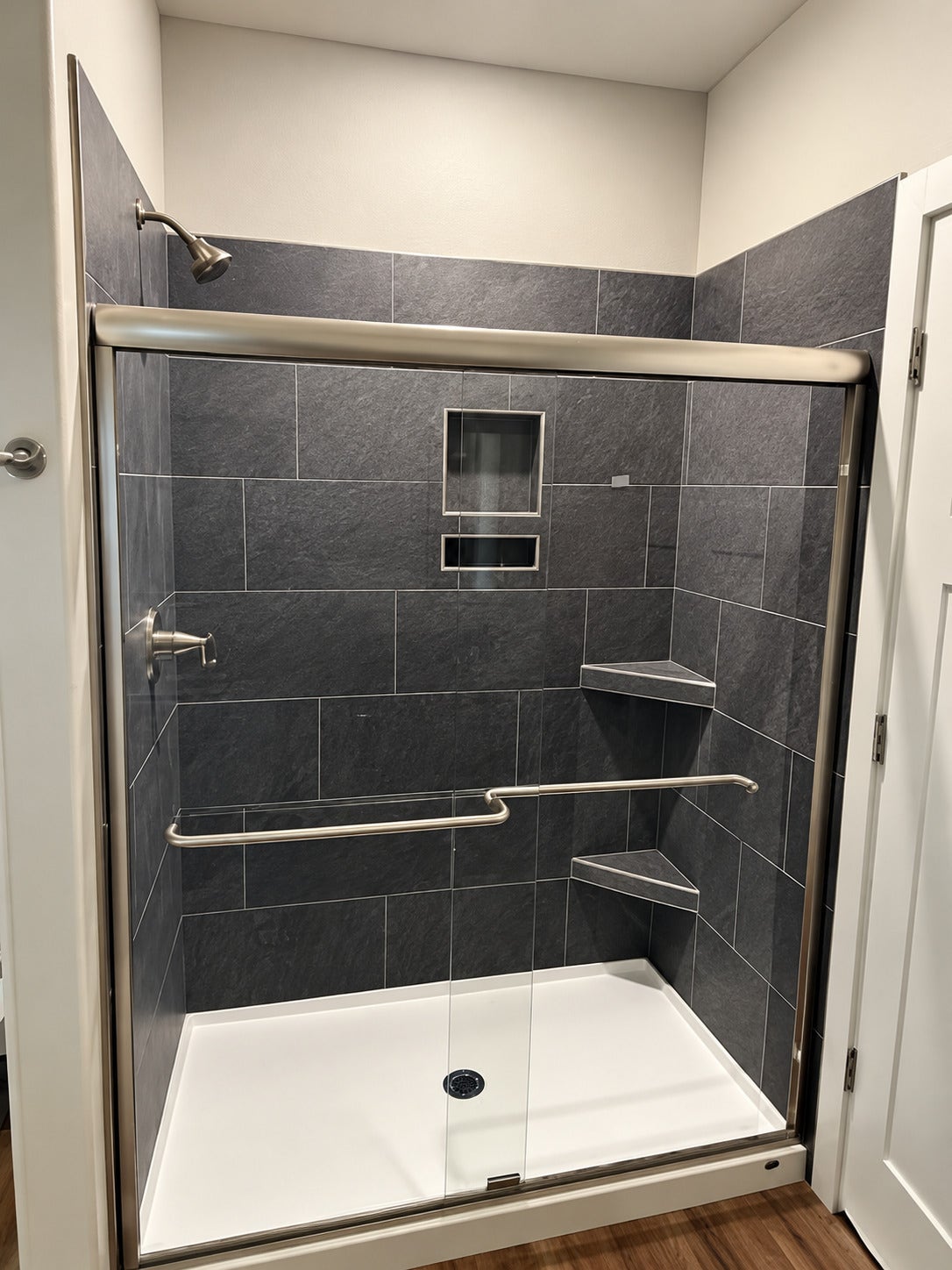 235 Sandy Forest Lane, Clever, MO 65631 master shower