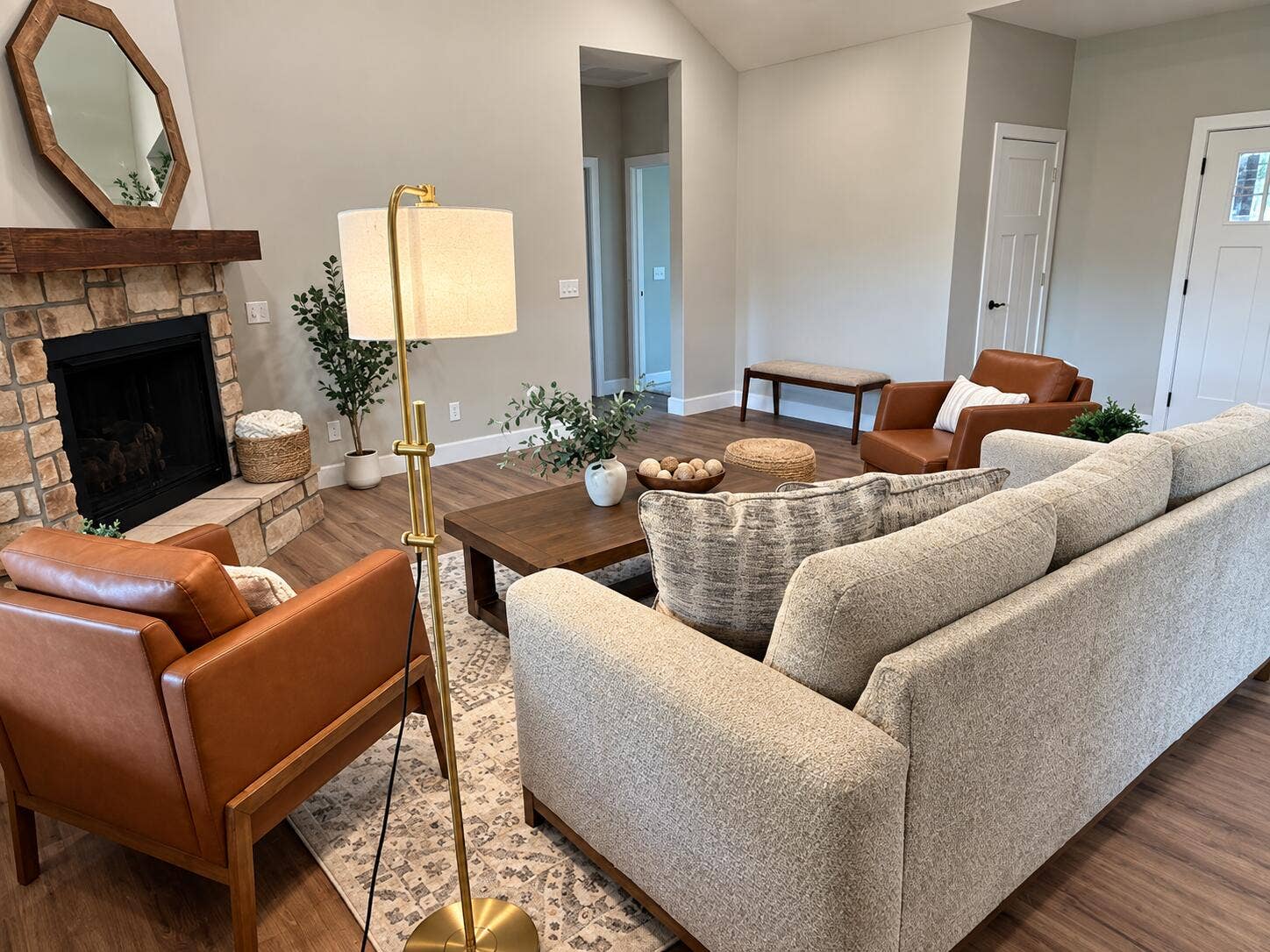 235 Sandy Forest Lane, Clever, MO 65631 living room side