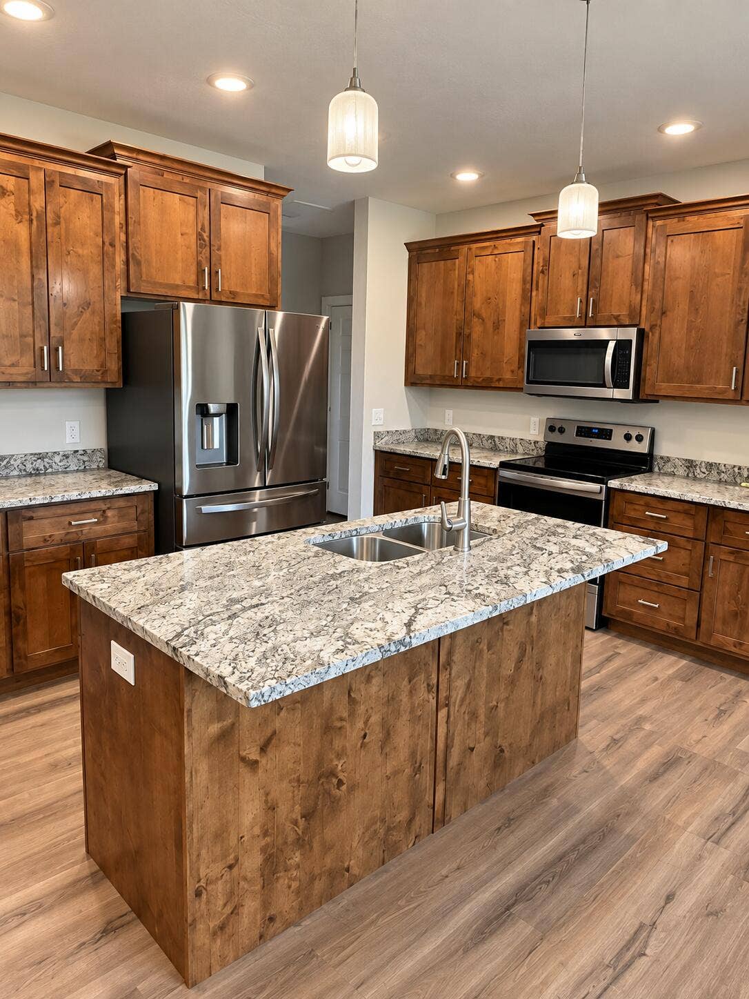 235 Sandy Forest Lane, Clever, MO 65631 kitchen