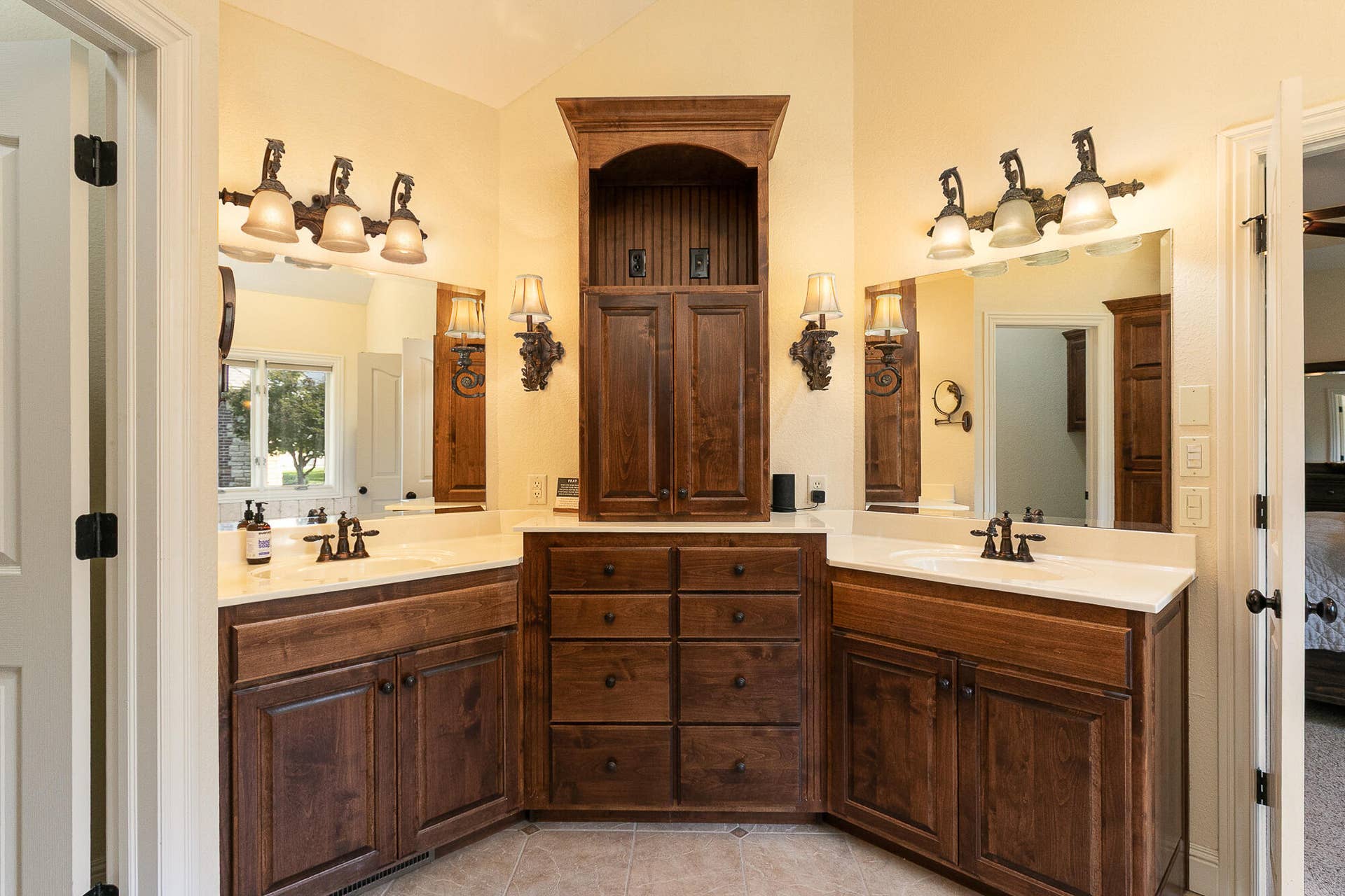 6268 S Weatherwood Trail, Springfield, MO 65810 7M4A6773-Edit