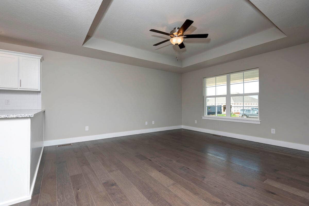 1925 Wellington Drive, #Lot 48, Ozark, MO 65721 Living Room