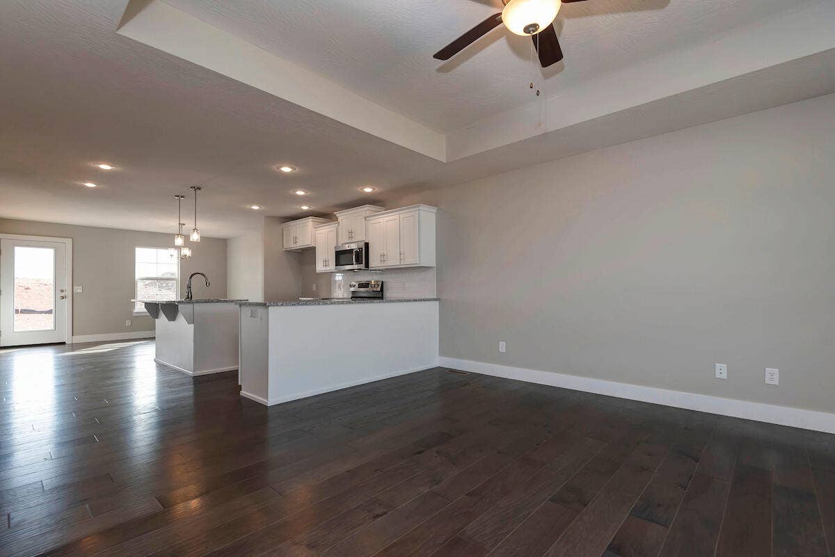 1925 Wellington Drive, #Lot 48, Ozark, MO 65721 Living Room