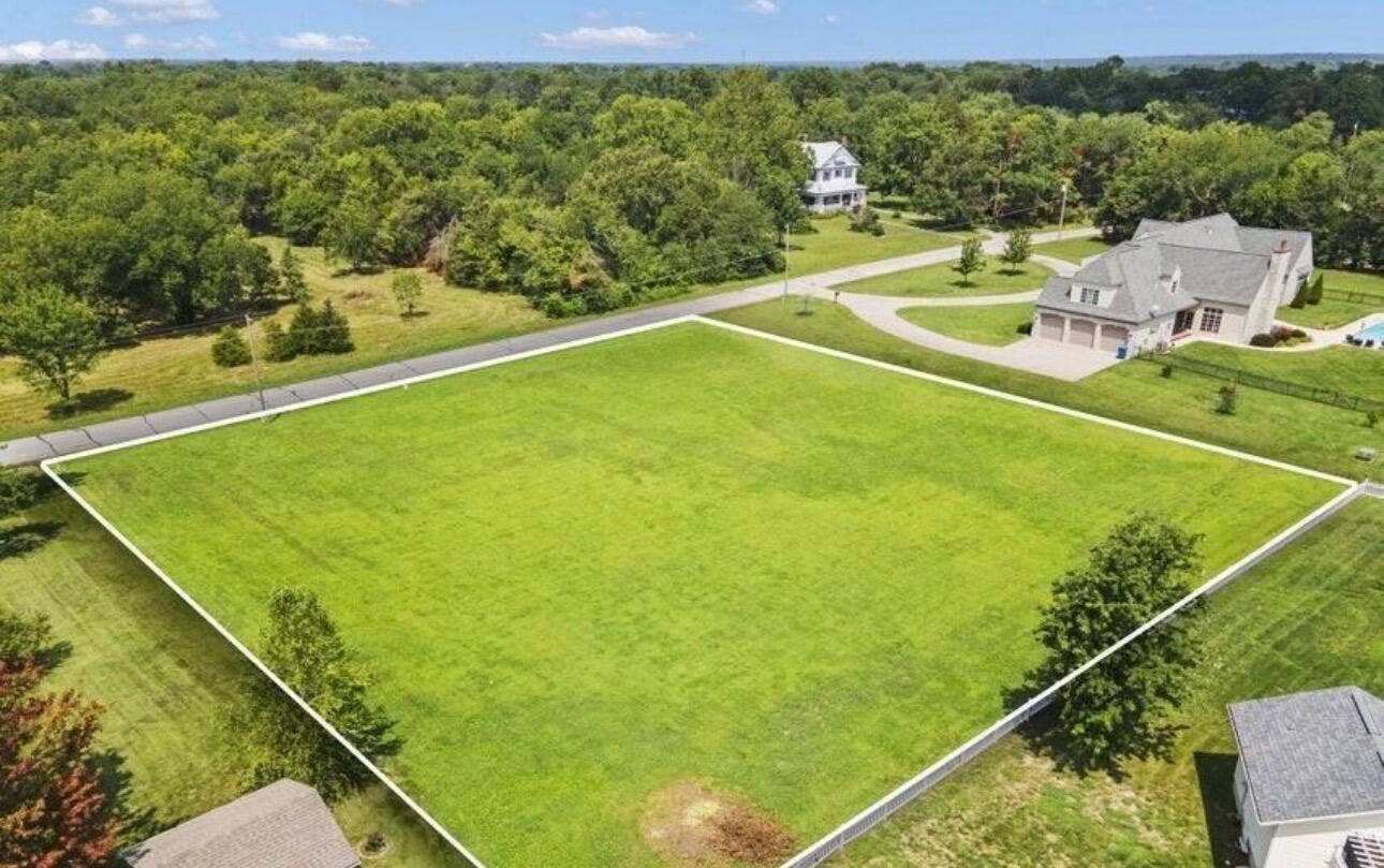 1454 S Country club rd