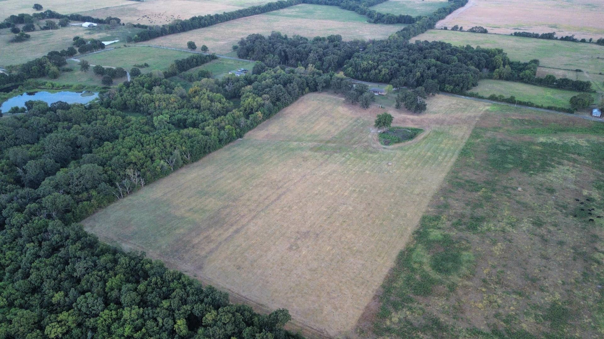 7390 Lawrence 2022, Miller, MO 65707 dji_fly_20260821_054208_330_178736156358