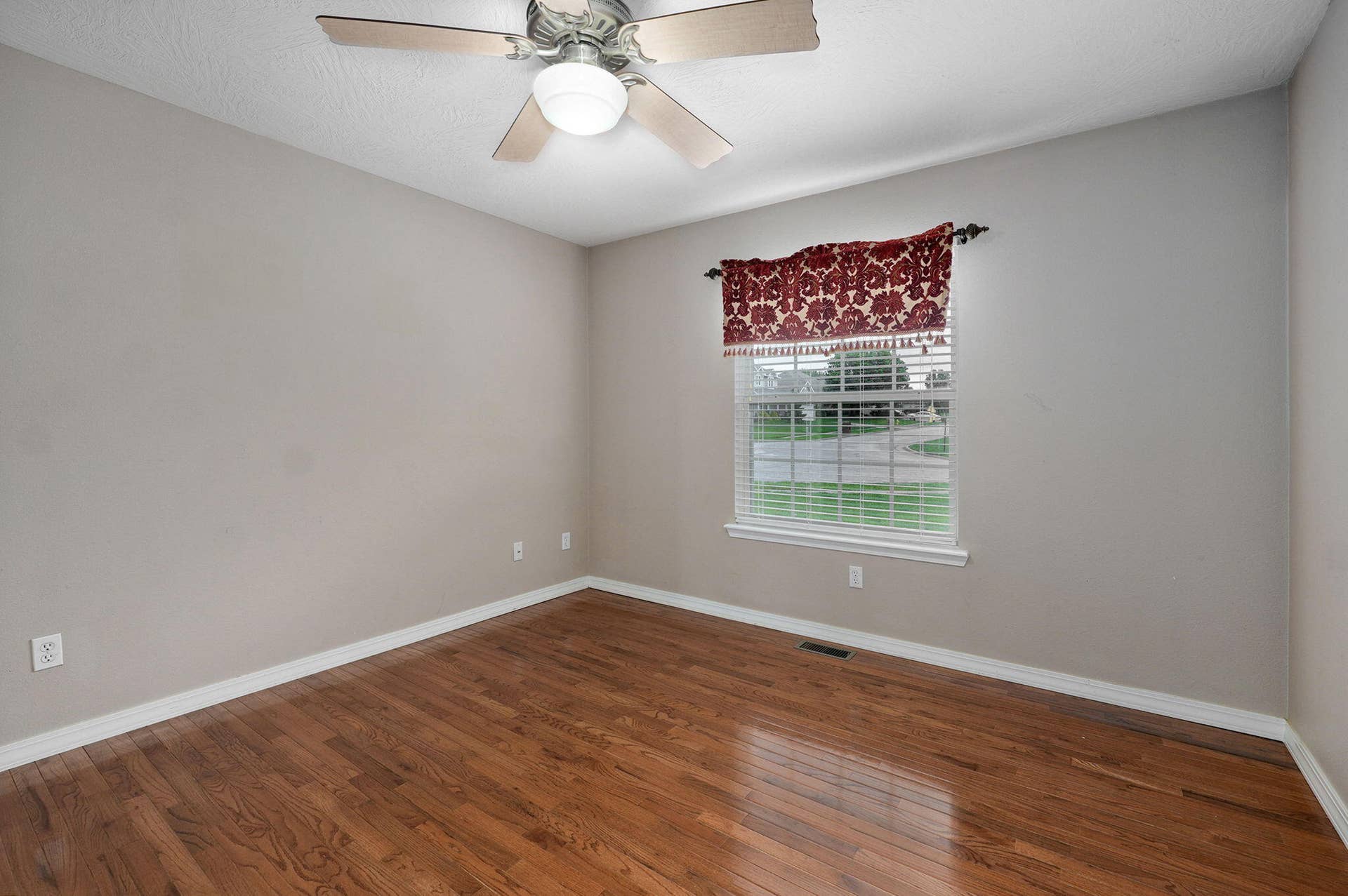 3582 N Thistlewood Court, Springfield, MO 65803 3582 N Thistlewood Ct-23