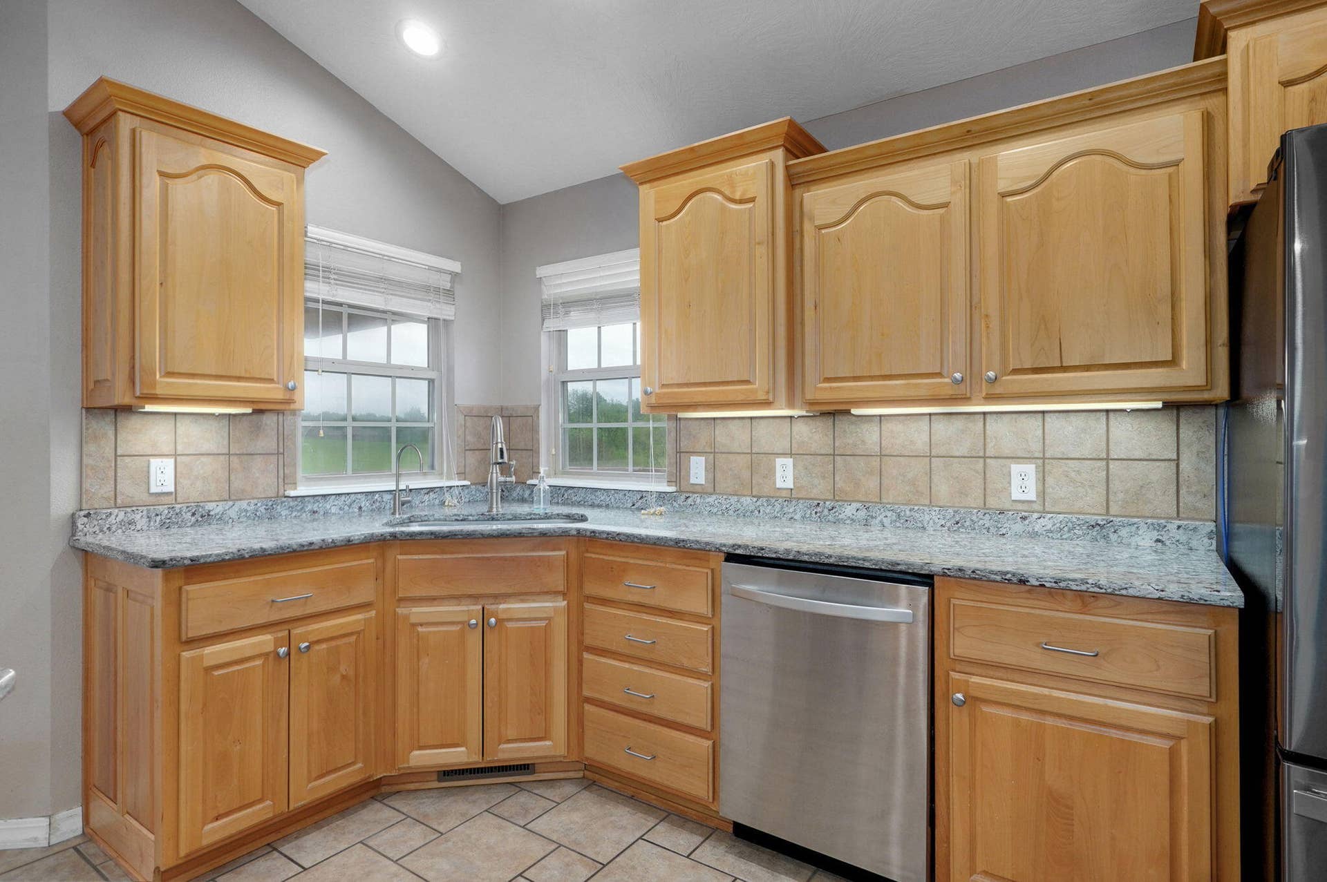 3582 N Thistlewood Court, Springfield, MO 65803 3582 N Thistlewood Ct-10