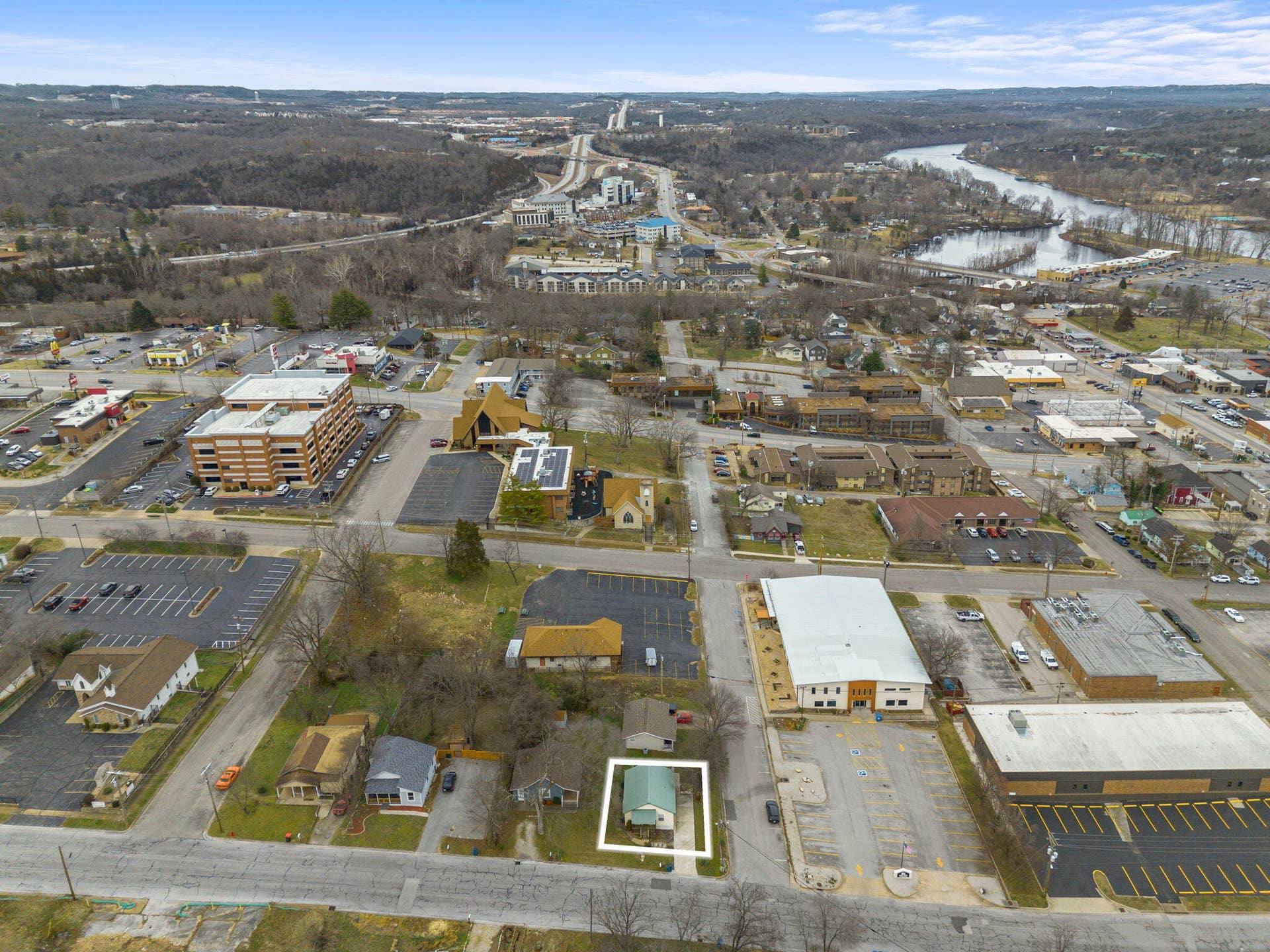 405 & 407 W College Street, Branson, MO 65616 405 W College St (35)