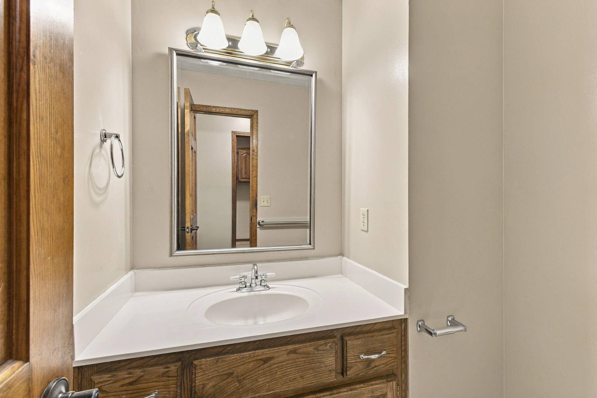 19-web-or-mls-20261002-20261002-DSC00185