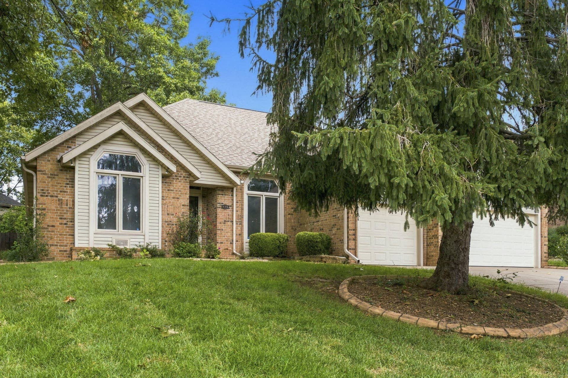3-web-or-mls-20261002-20261002-DSC00220