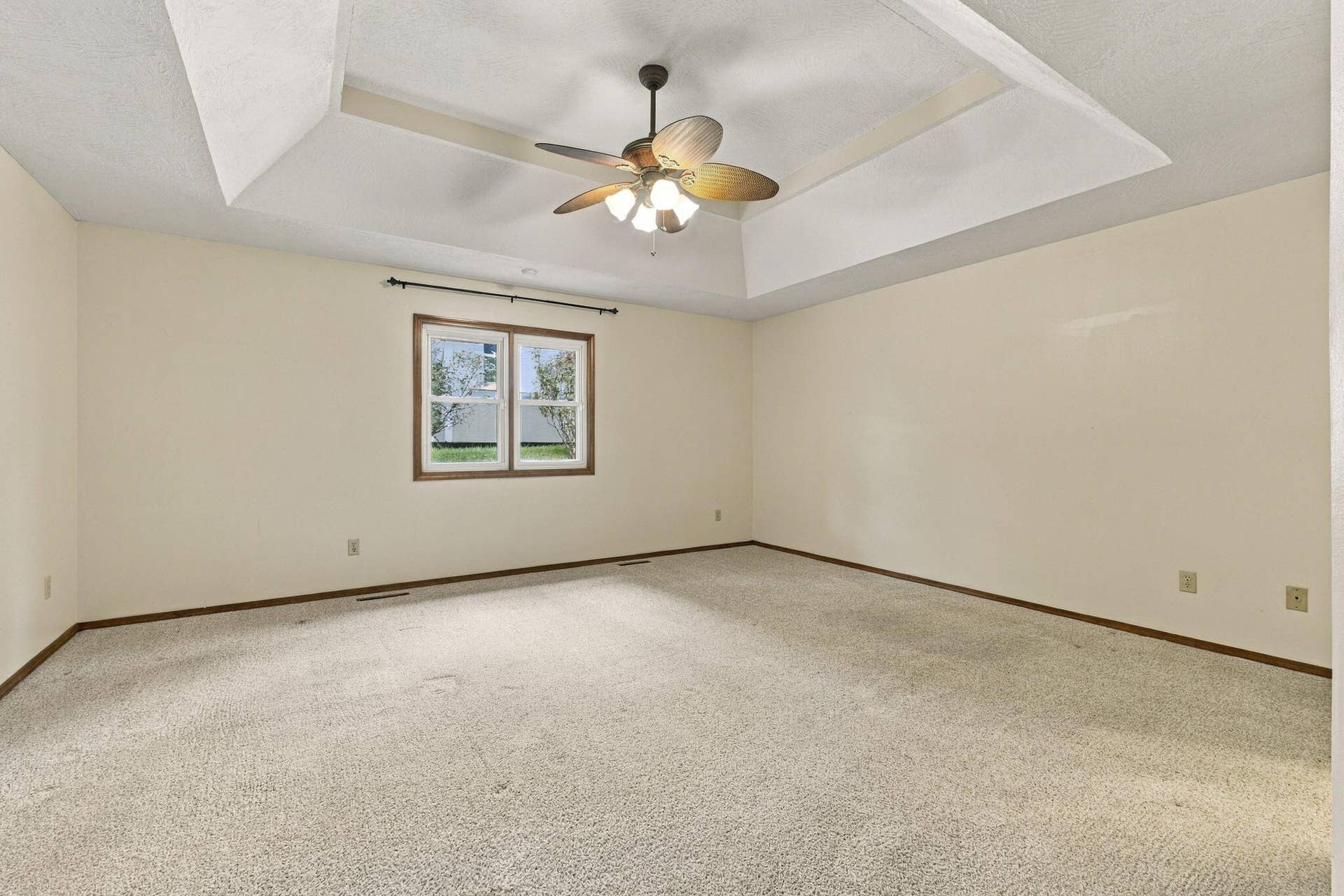 15-web-or-mls-20261002-20261002-DSC00134