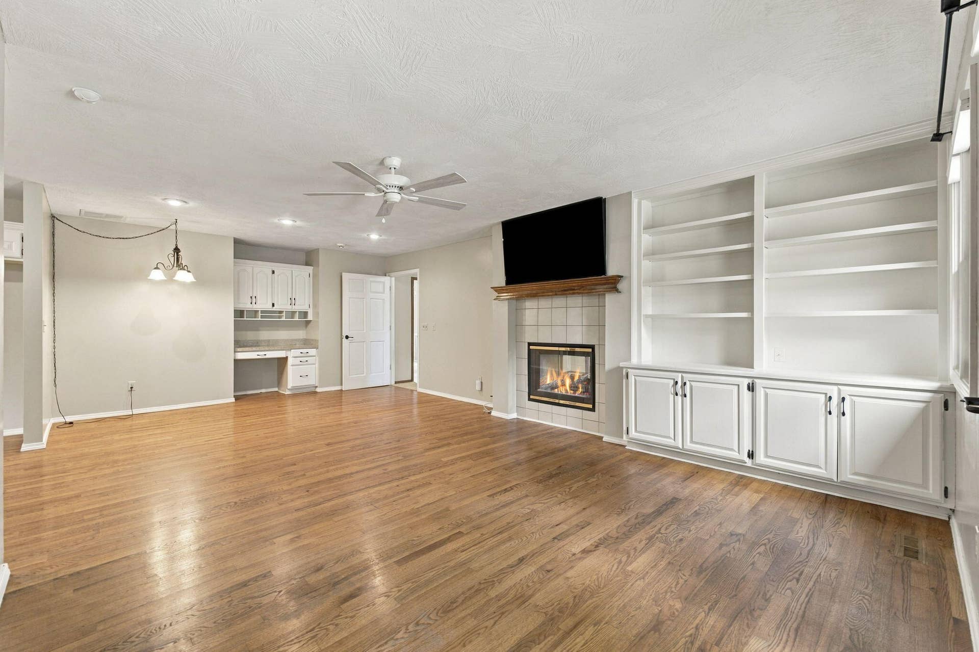 5-web-or-mls-20261002-20261002-DSC00128