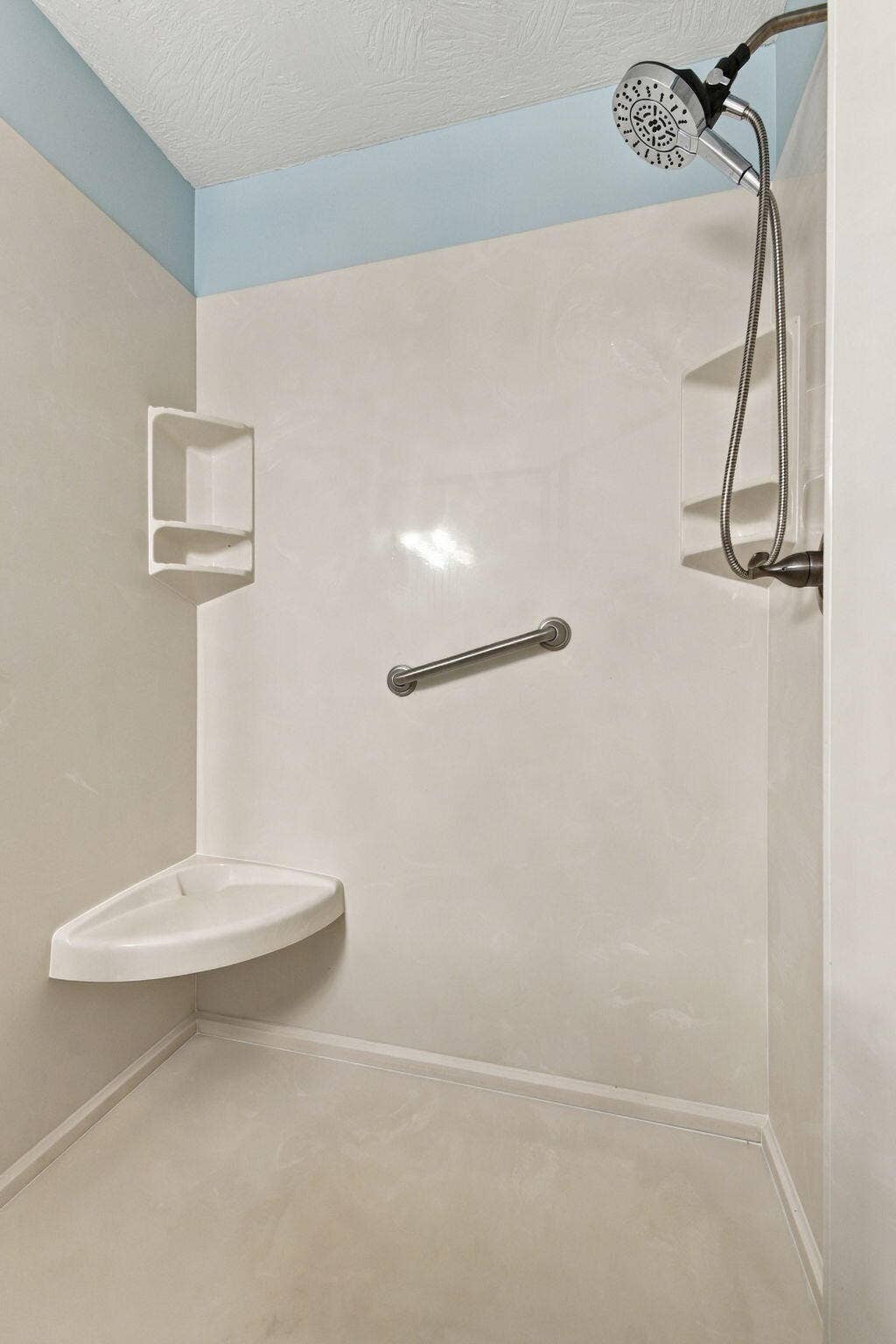 18-web-or-mls-20261002-20261002-DSC00152