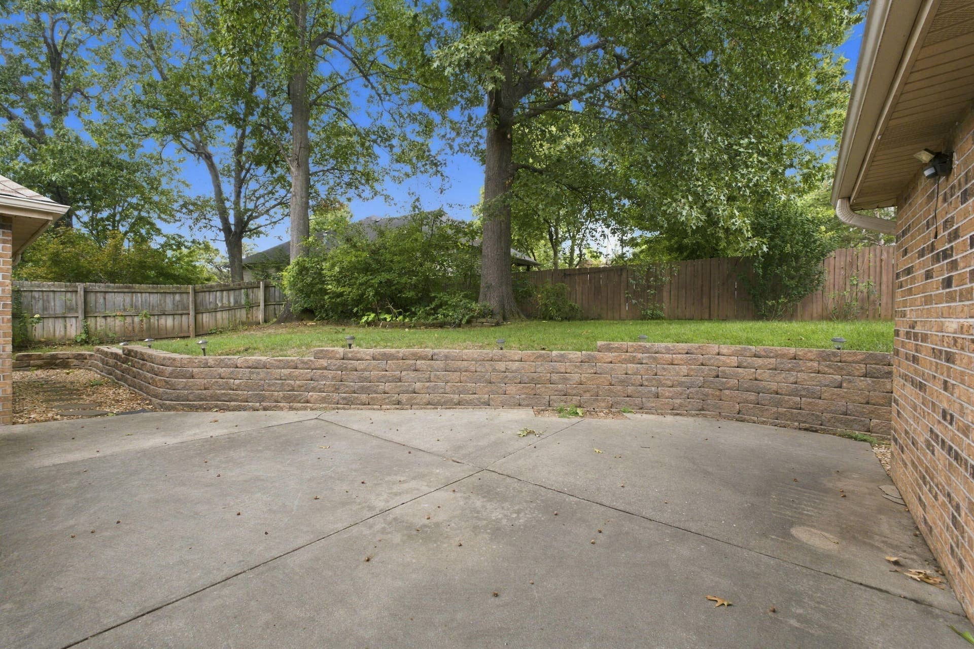 21-web-or-mls-20261002-20261002-DSC00187
