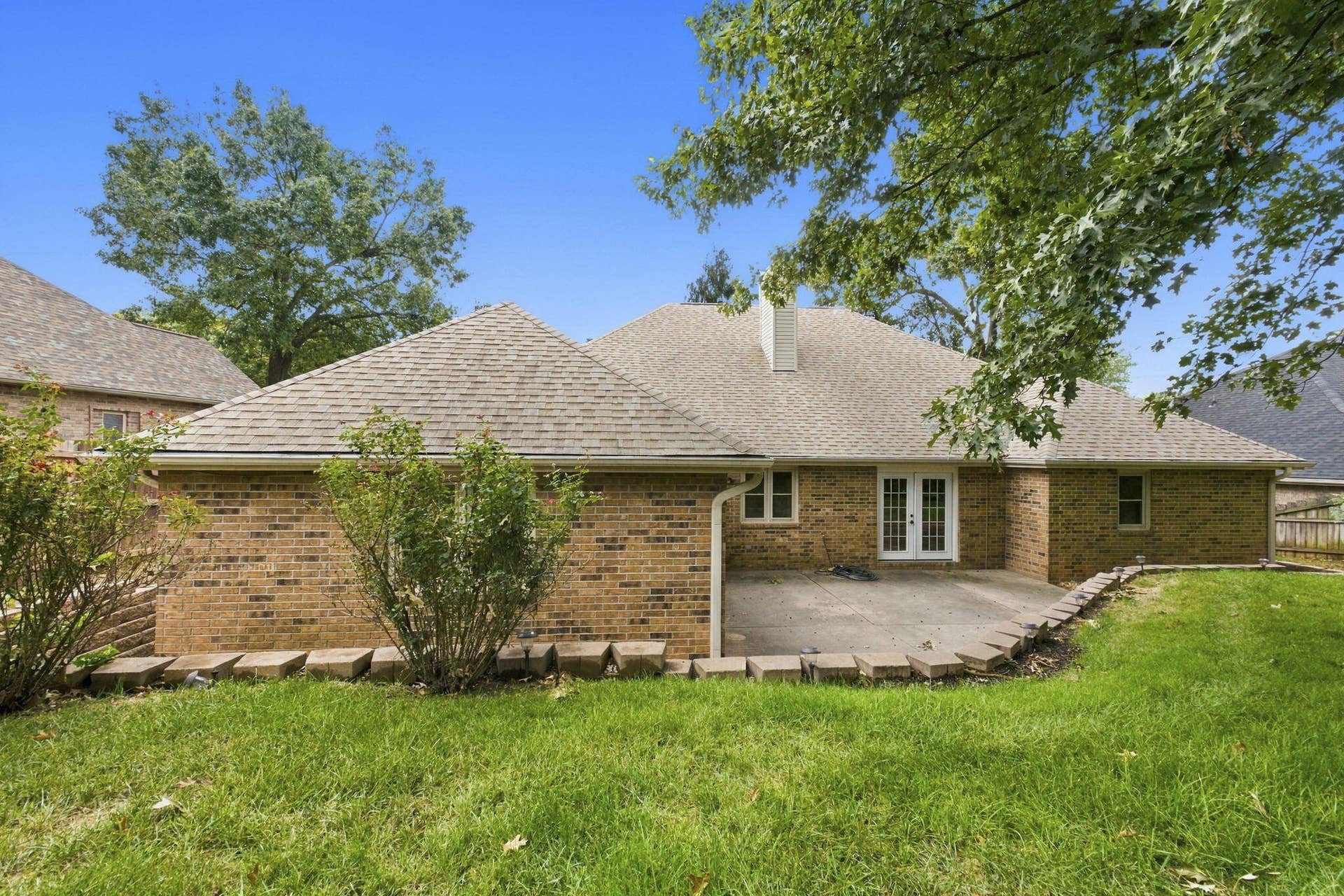 25-web-or-mls-20261002-20261002-DSC00208