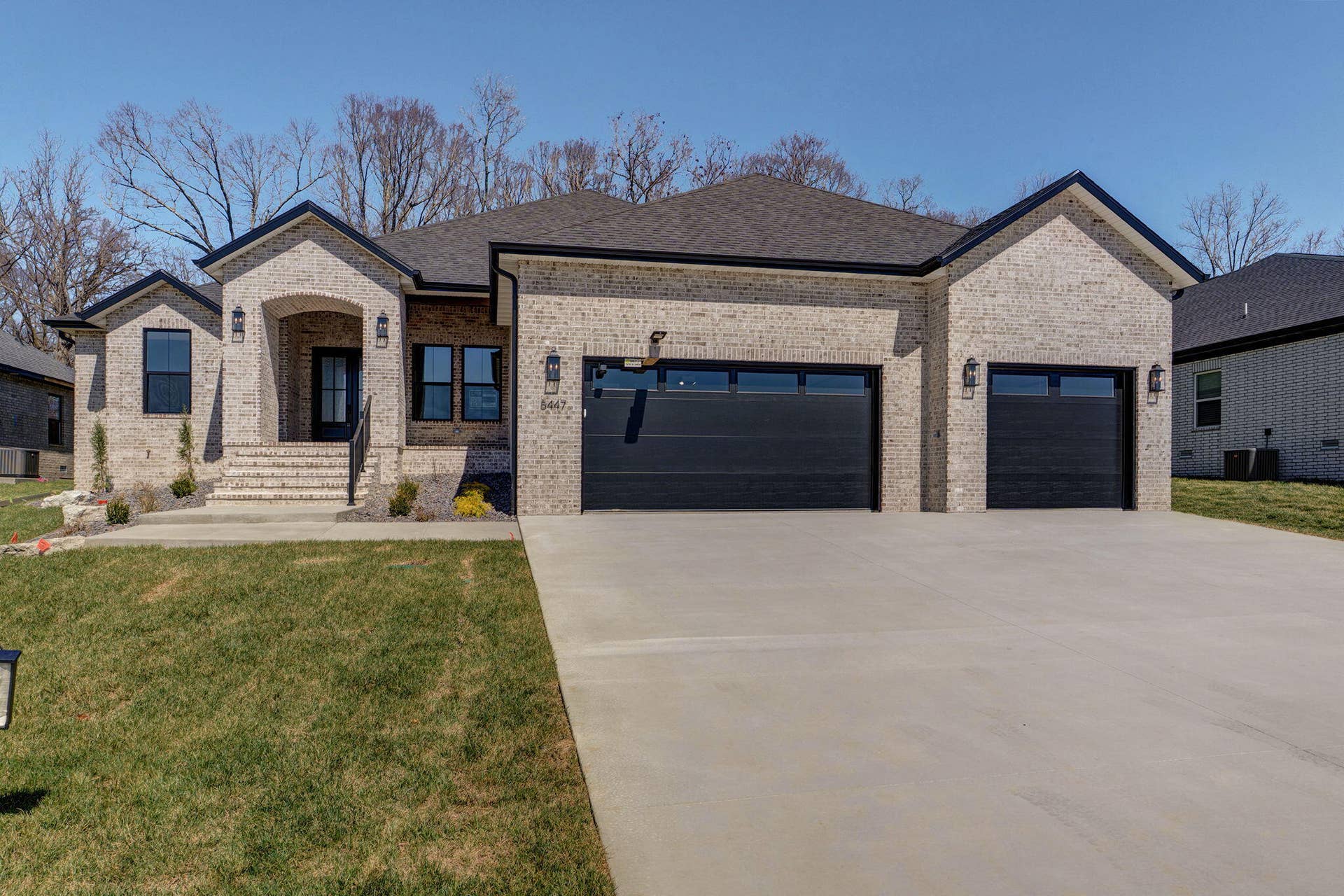 5447 E Wildhorse-1