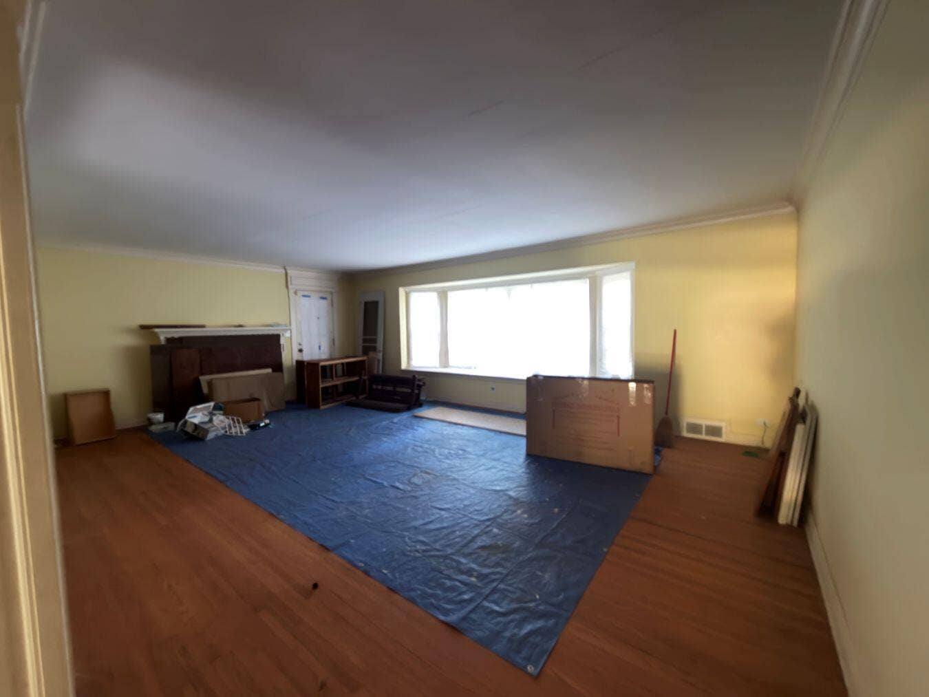 2468 S Brentwood Boulevard, Springfield, MO 65804 Living Room