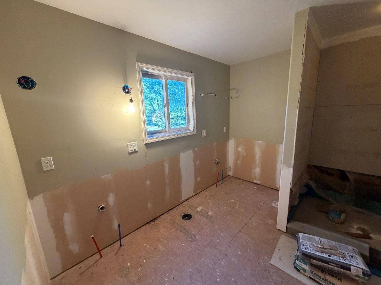 2468 S Brentwood Boulevard, Springfield, MO 65804 ensuite1
