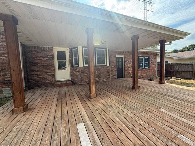 811 Richards Drive, Mountain Grove, MO 65711 MG298-deck