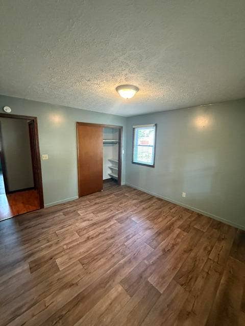 811 Richards Drive, Mountain Grove, MO 65711 MG298-bed3
