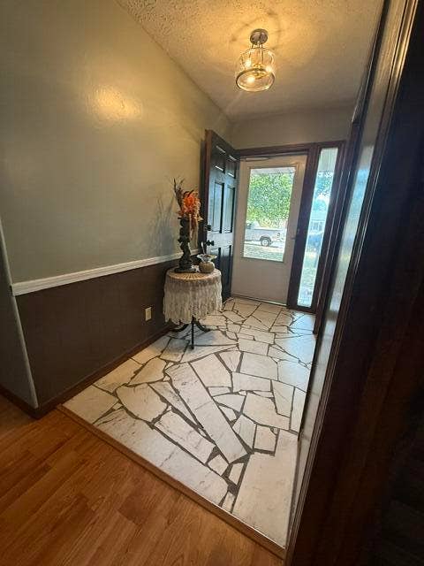 811 Richards Drive, Mountain Grove, MO 65711 MG298-Entry2