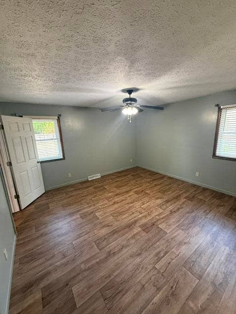 811 Richards Drive, Mountain Grove, MO 65711 MG298-Master